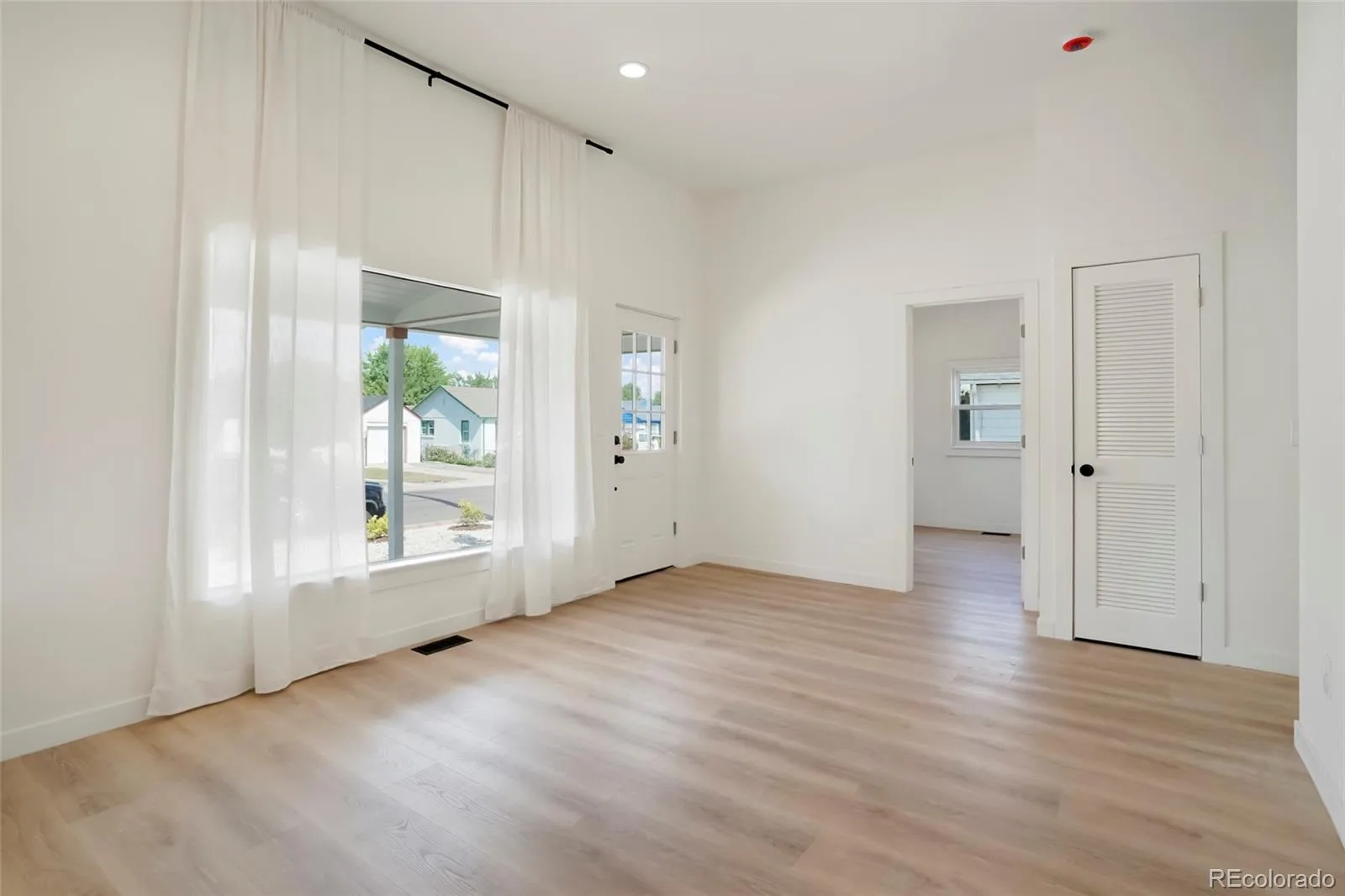 4736 Clayton Street Denver CO 80216 MLS #REC3069948 07242026185459 1600 8