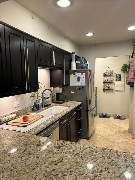 4250 S Olive Street #106 Denver CO 80237 | MLS #REC3070087 09202026070222 800 1