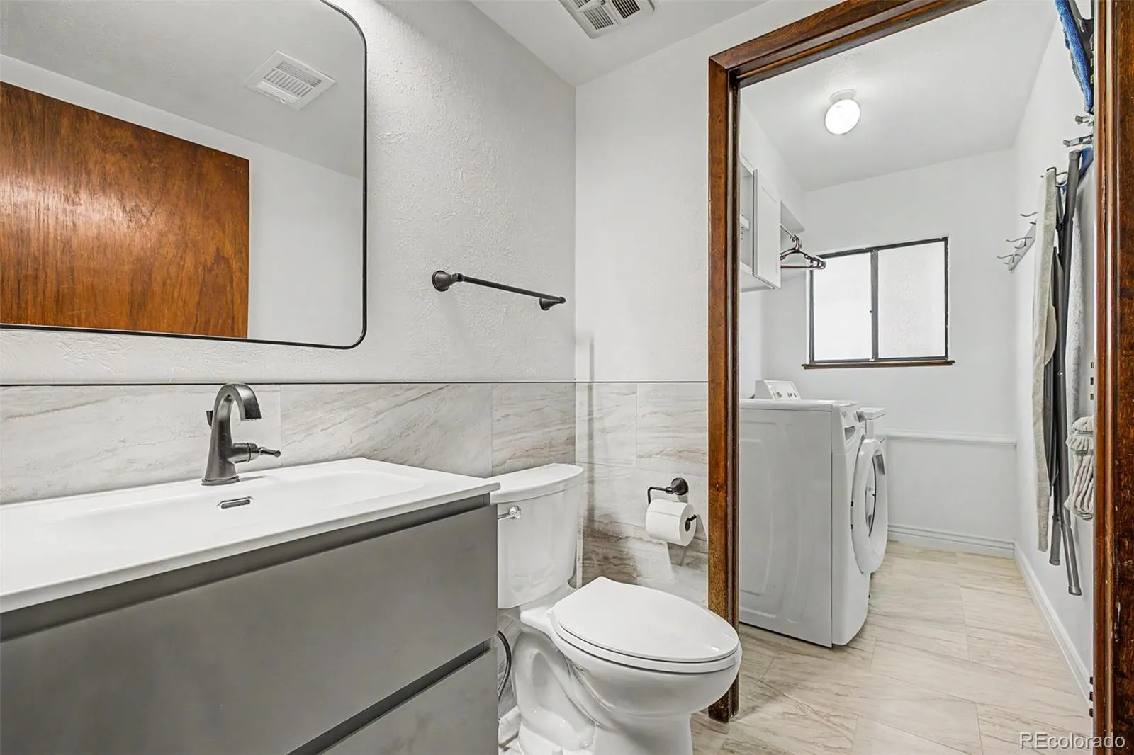 9309 W 76th Avenue Arvada CO 80005 MLS #REC3074297 05132026212252 1600 38