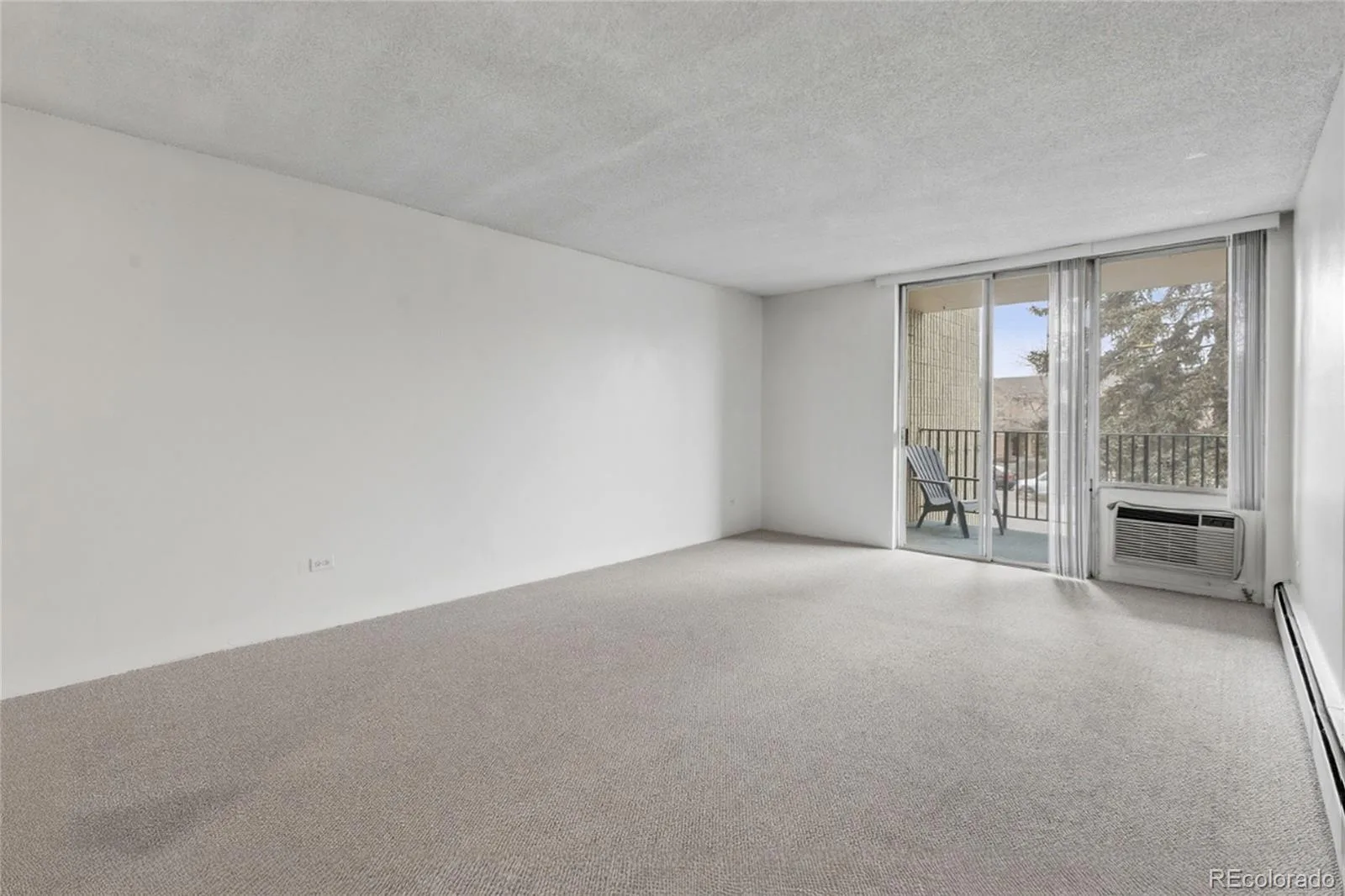 2231 S Vaughn Way #216B Aurora CO 80014 MLS #REC3075572 06032026145703 1600 10