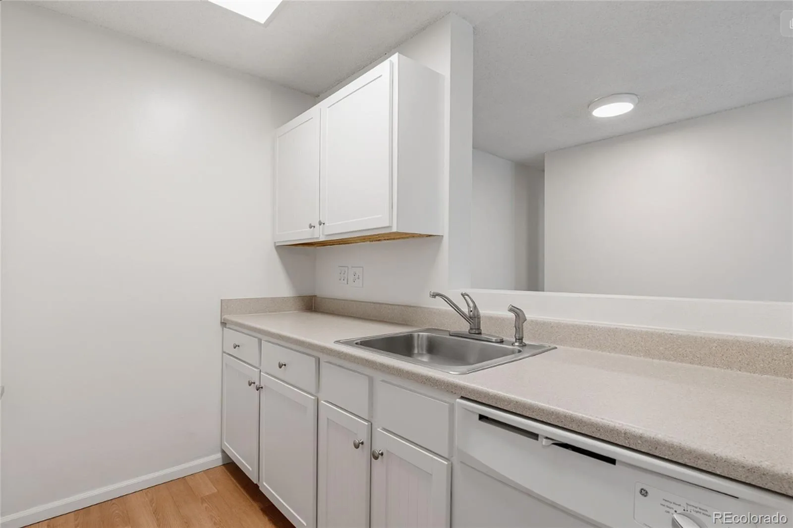 2231 S Vaughn Way #216B Aurora CO 80014 MLS #REC3075572 06032026145703 1600 13