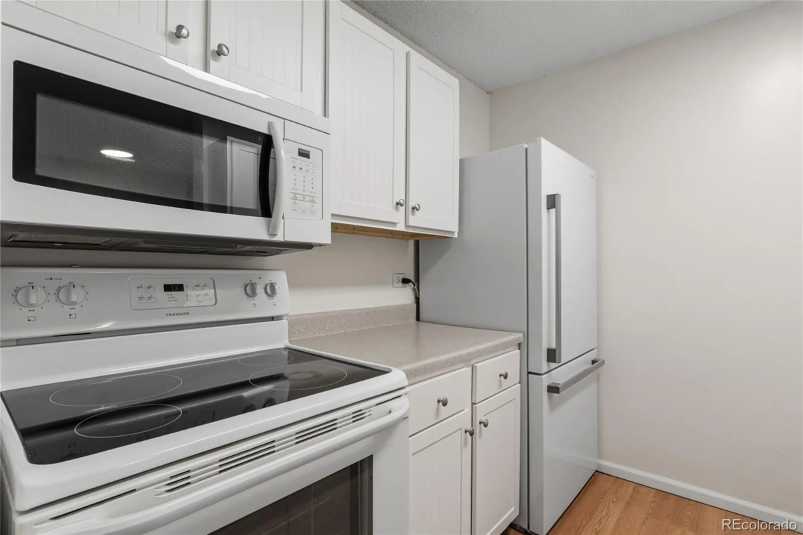 2231 S Vaughn Way #216B Aurora CO 80014 MLS #REC3075572 06032026145703 1600 16