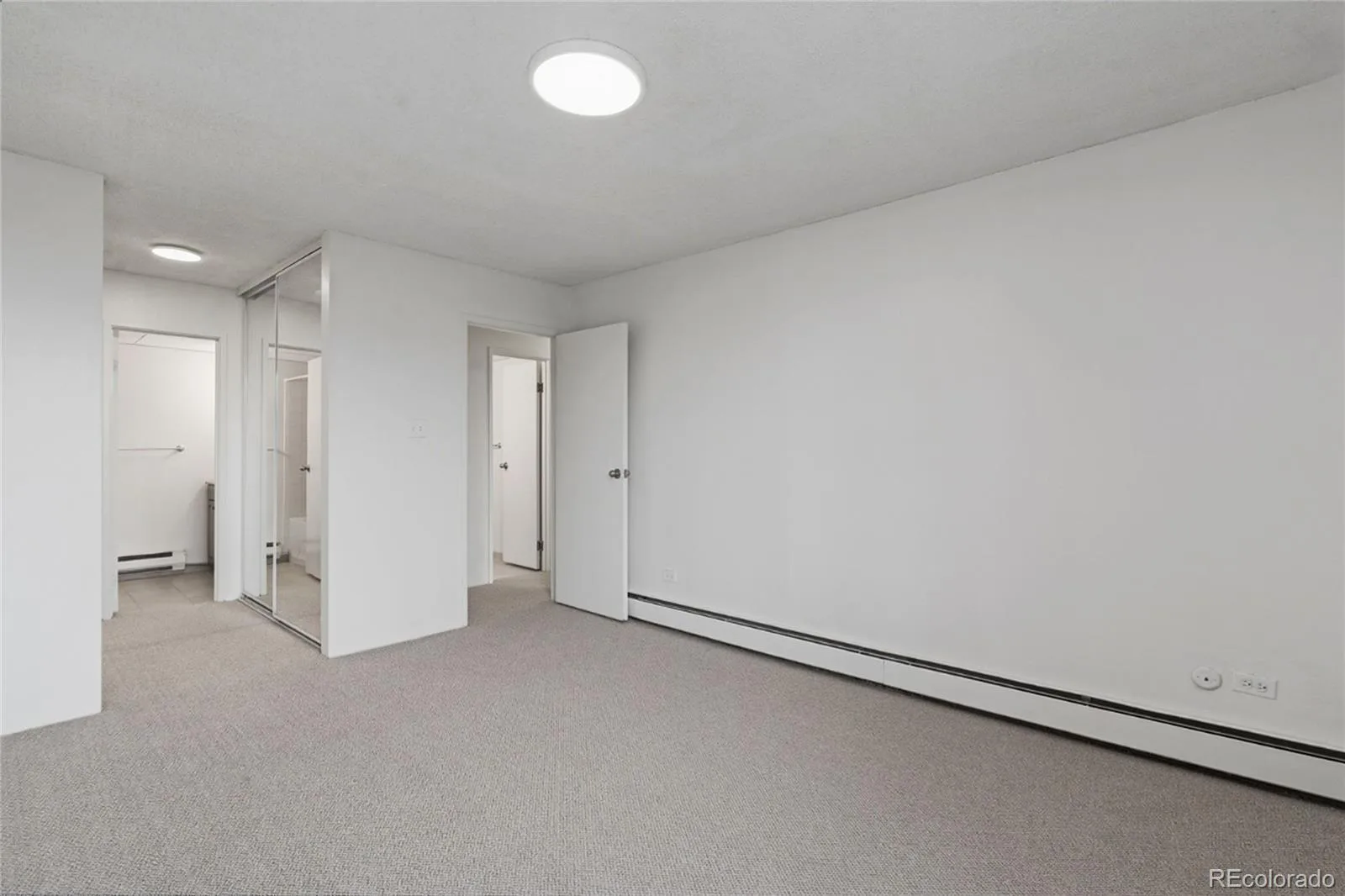 2231 S Vaughn Way #216B Aurora CO 80014 MLS #REC3075572 06032026145703 1600 19