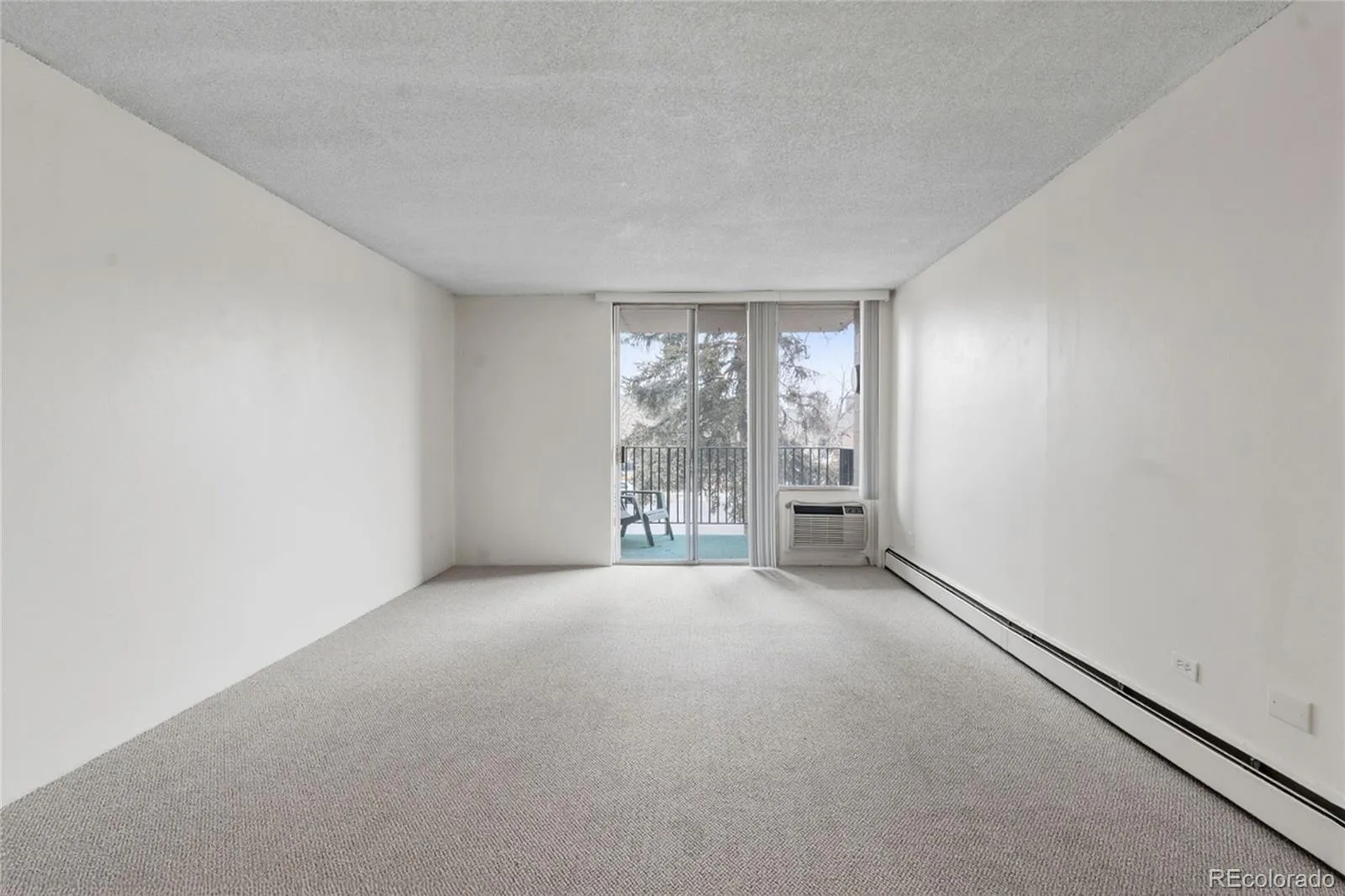 2231 S Vaughn Way #216B Aurora CO 80014 MLS #REC3075572 06032026145703 1600 30