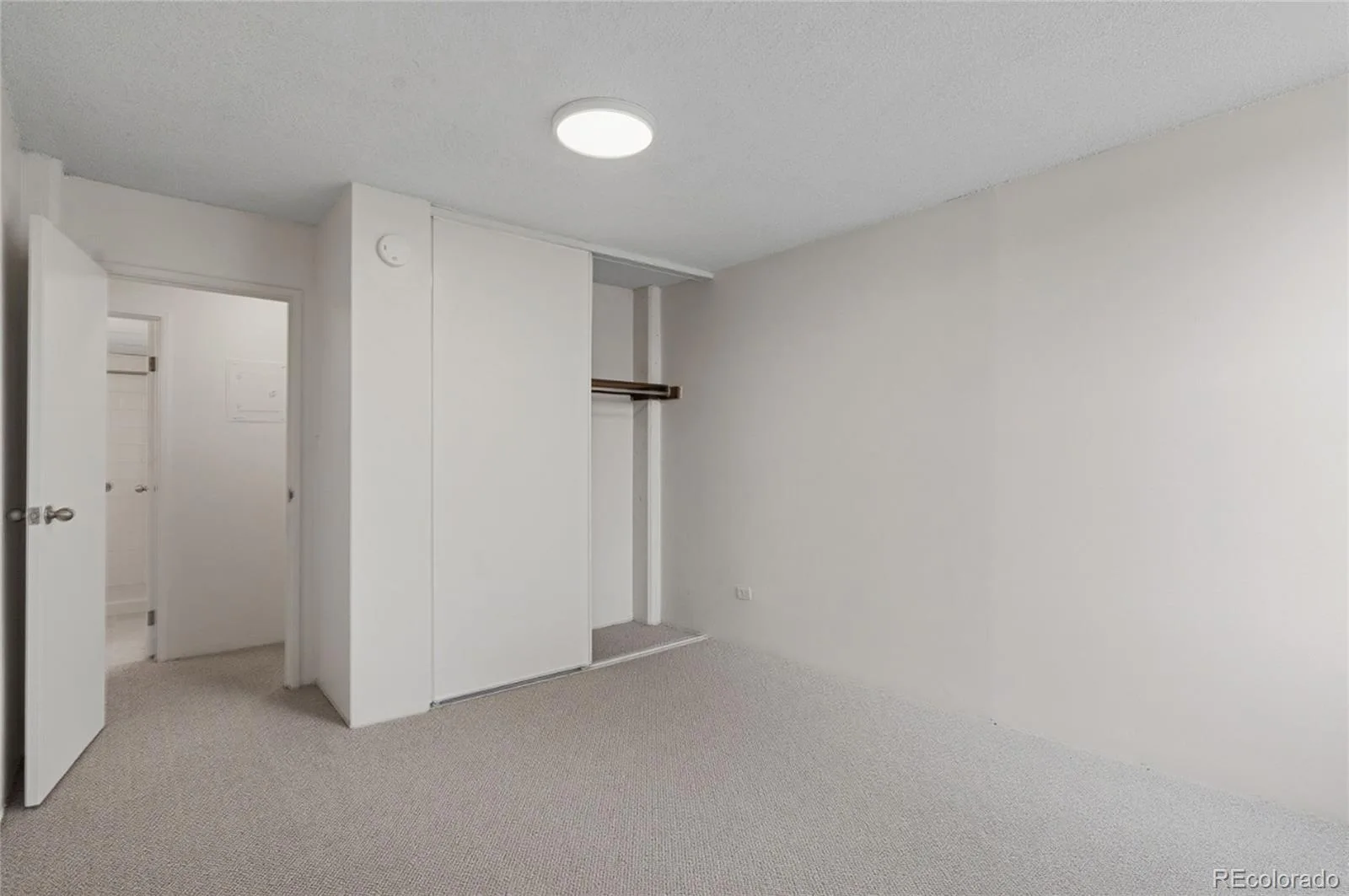 2231 S Vaughn Way #216B Aurora CO 80014 MLS #REC3075572 06032026145703 1600 32
