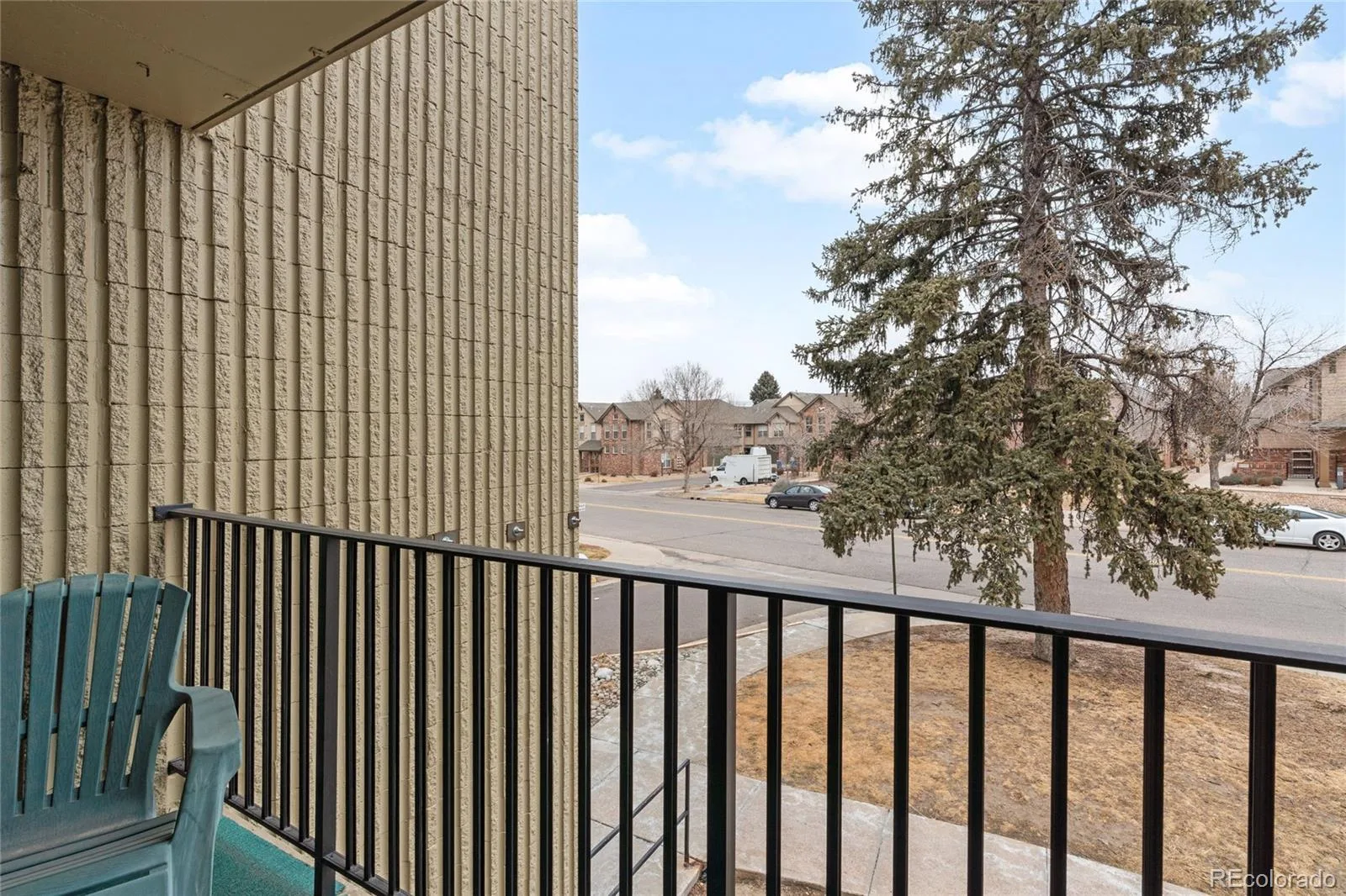 2231 S Vaughn Way #216B Aurora CO 80014 MLS #REC3075572 06032026145703 1600 35