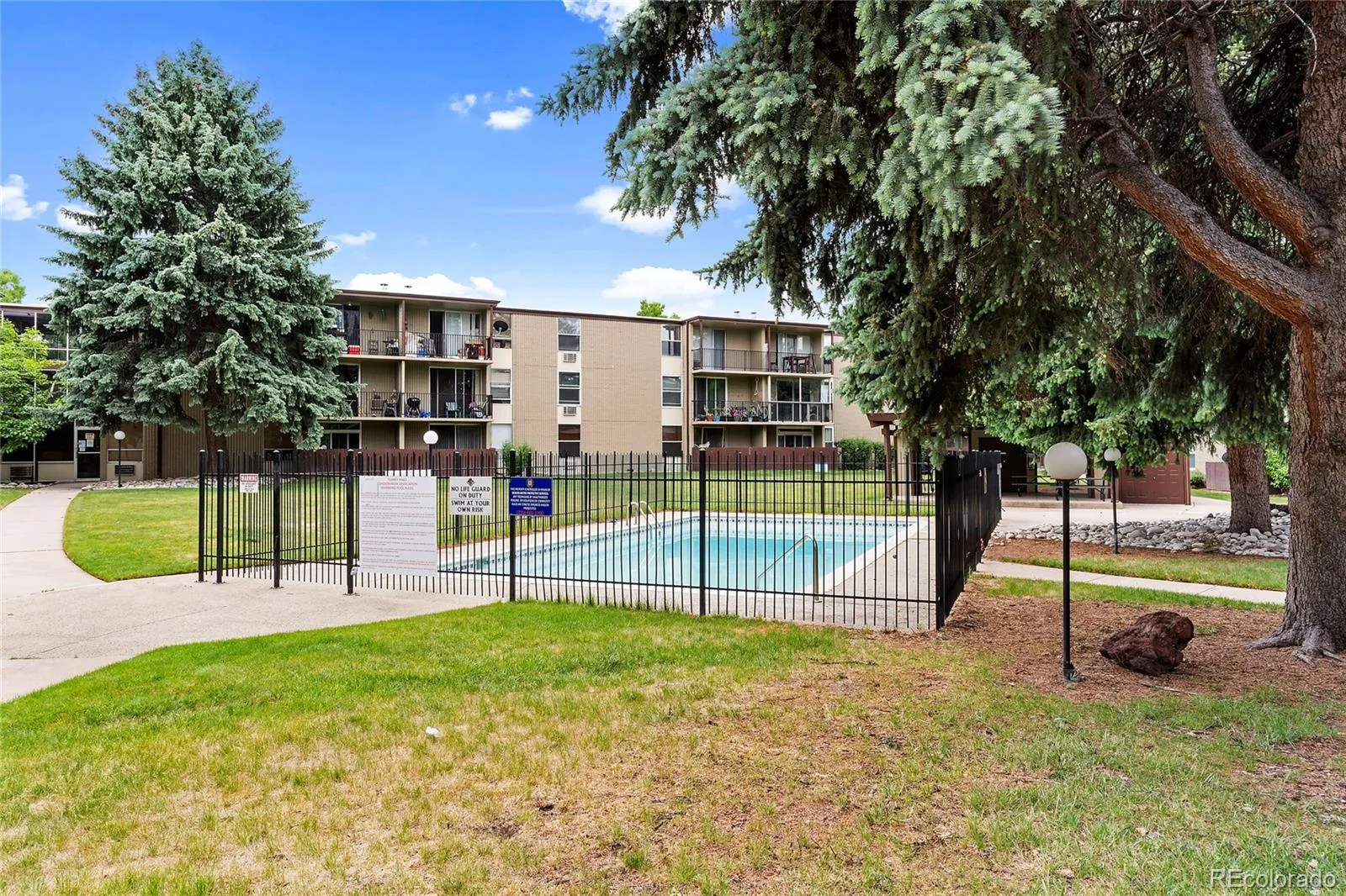 2231 S Vaughn Way #216B Aurora CO 80014 MLS #REC3075572 06032026145703 1600 4