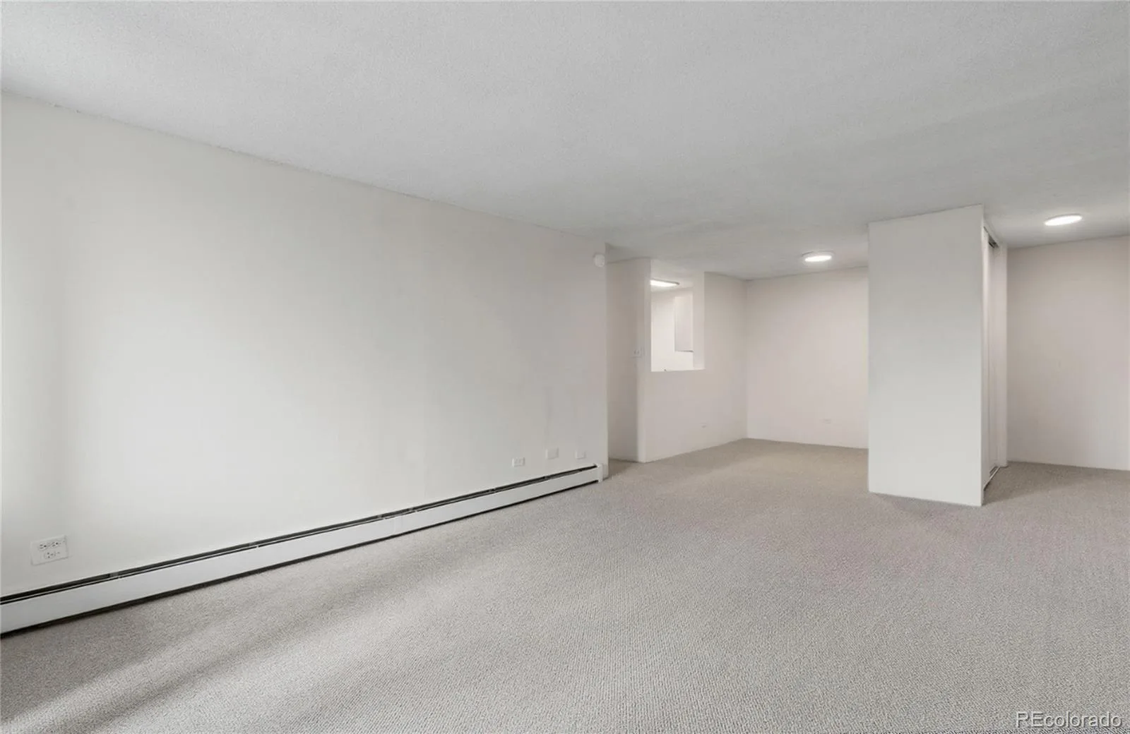 2231 S Vaughn Way #216B Aurora CO 80014 MLS #REC3075572 06032026145703 1600 9