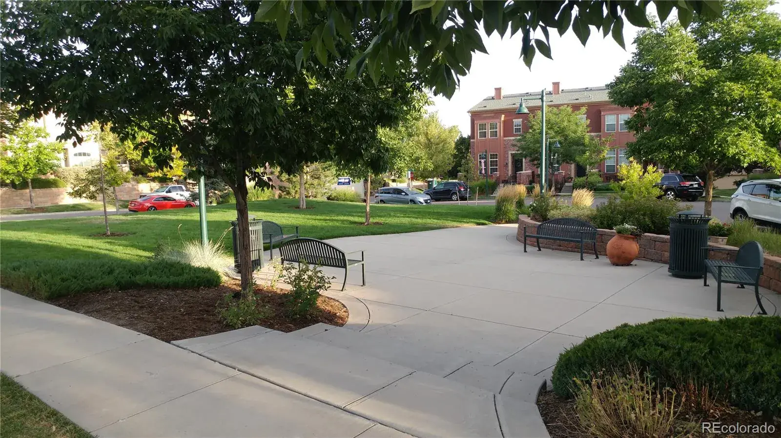 665 W Burgundy Street #A Highlands Ranch CO 80129 | MLS #REC3076077 03042026191449 1600 24