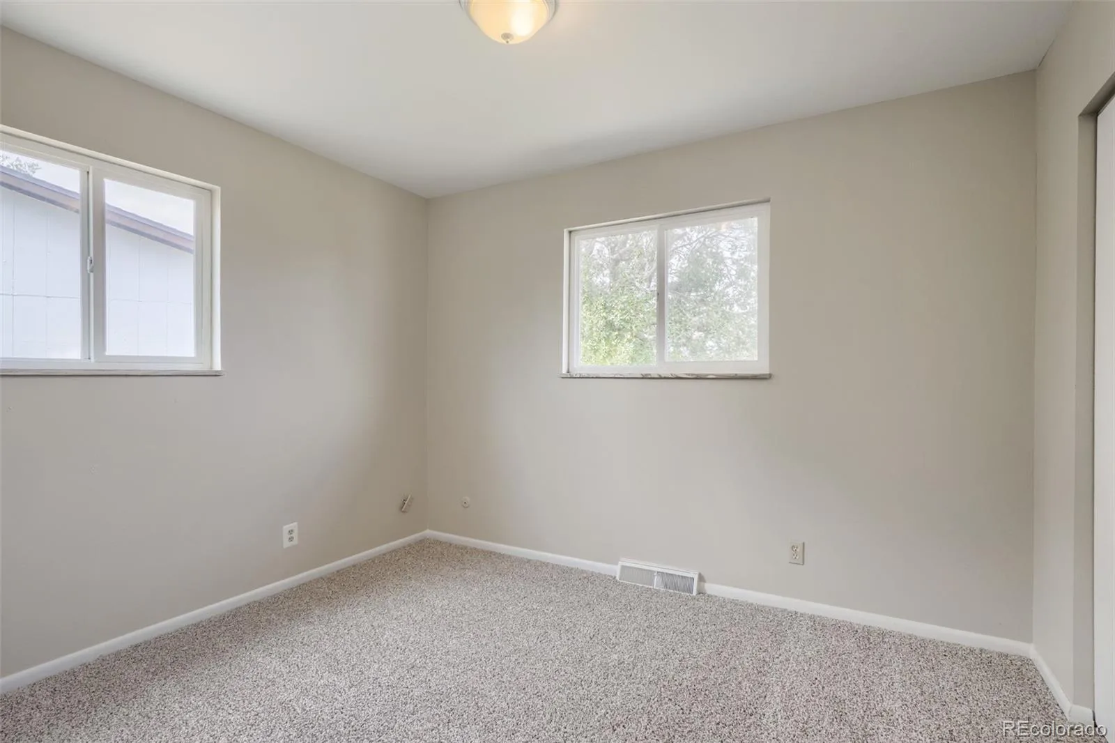 1068 Norfolk Street Aurora CO 80011 | MLS #REC3076392 08112026215706 1600 14