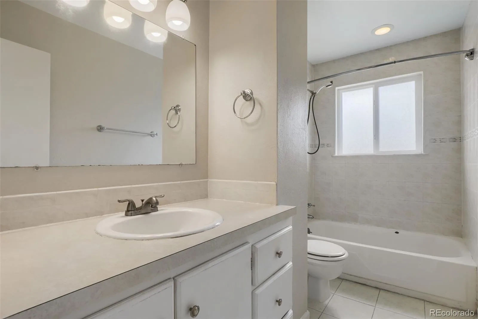 1068 Norfolk Street Aurora CO 80011 | MLS #REC3076392 08112026215706 1600 16