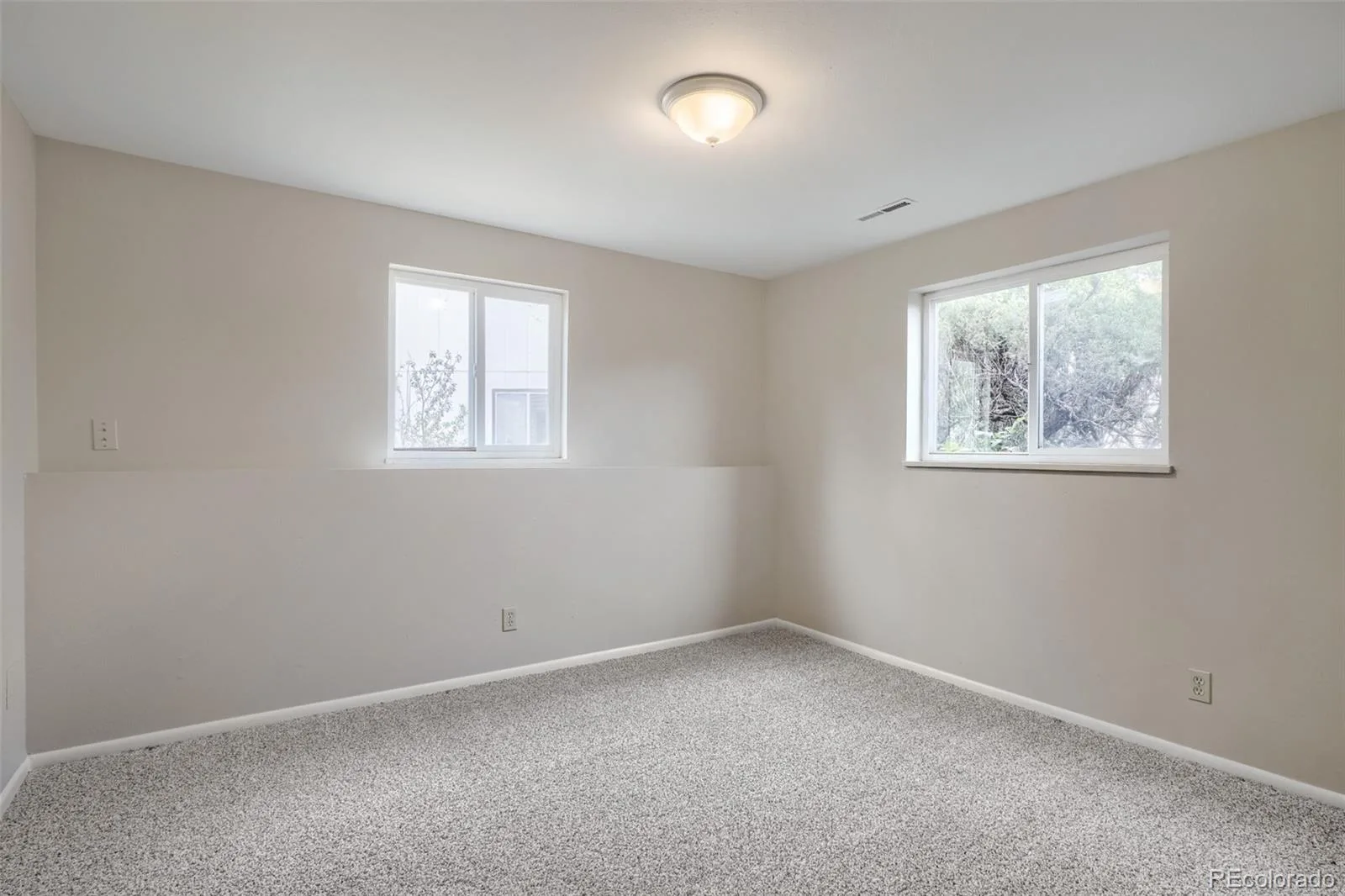 1068 Norfolk Street Aurora CO 80011 | MLS #REC3076392 08112026215706 1600 20