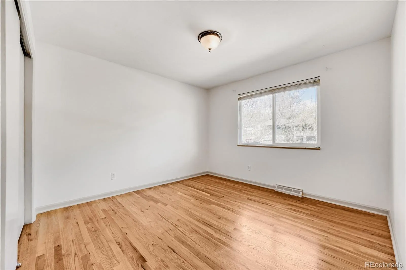 04142026185703 1600 24