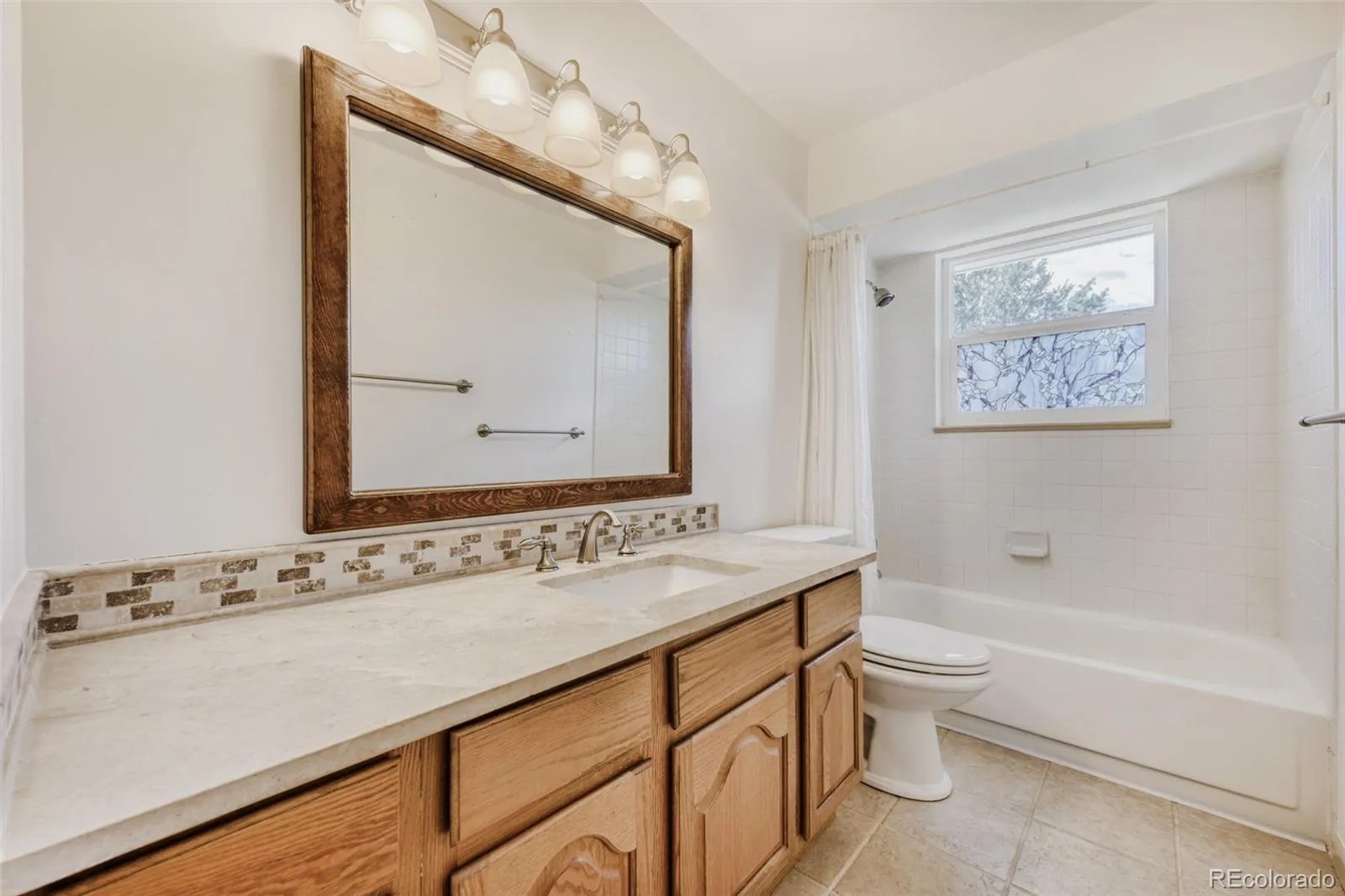 04142026185703 1600 33