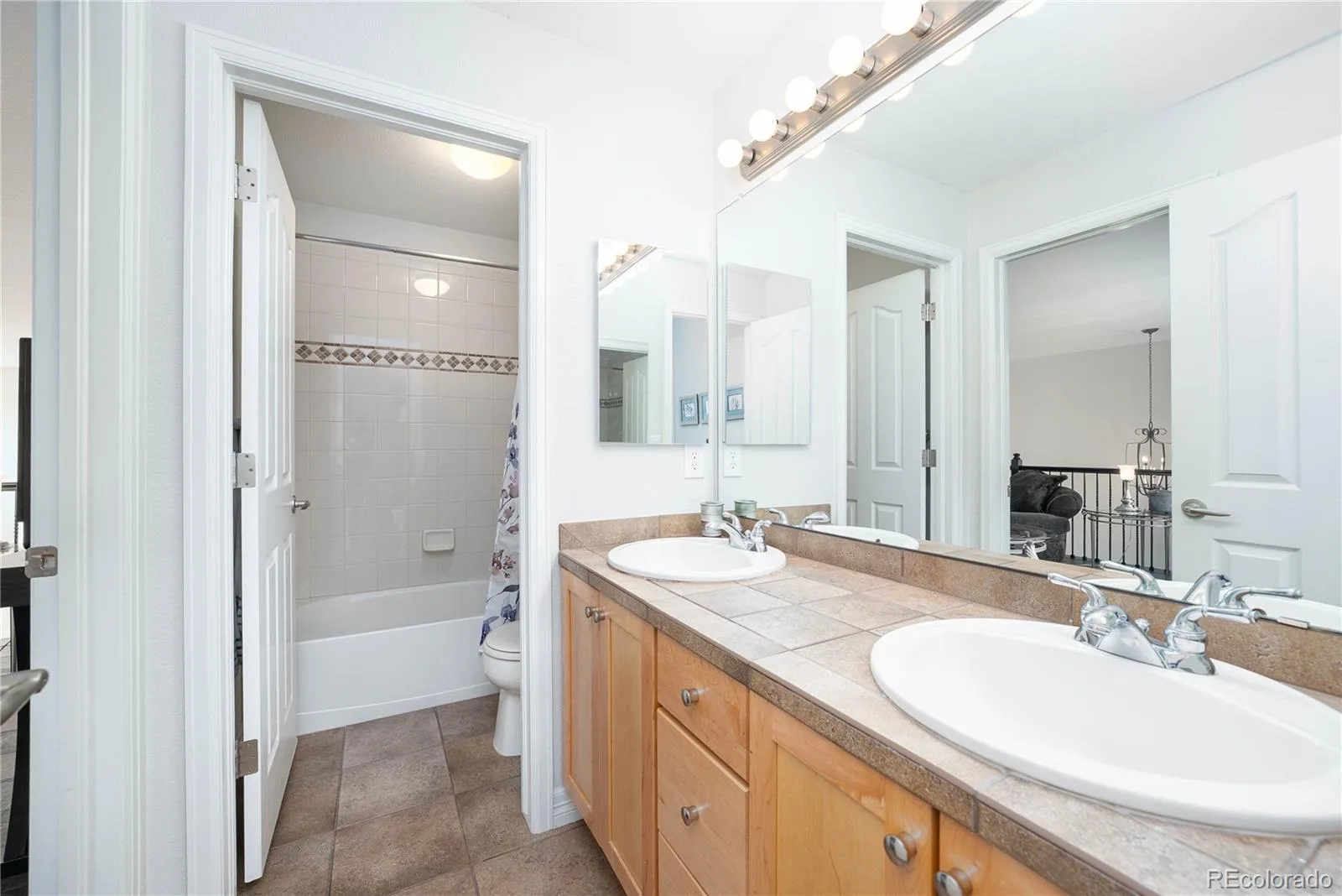 5458 W Calhoun Avenue Littleton CO 80123 | MLS #REC3078211 08282026212204 1600 28