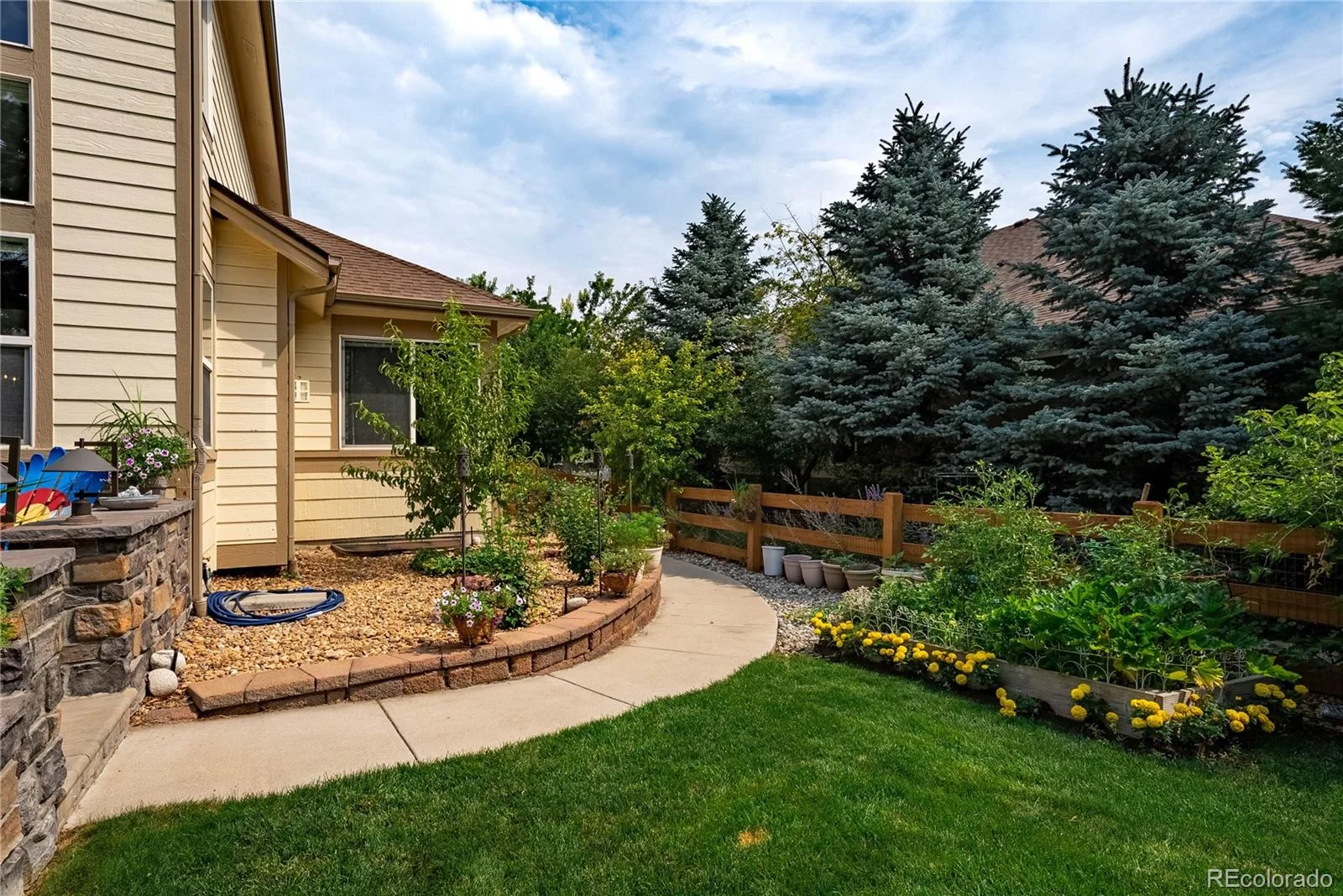 5458 W Calhoun Avenue Littleton CO 80123 | MLS #REC3078211 08282026212204 1600 43