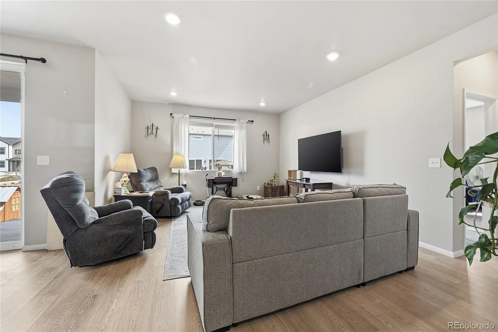 614 Homestead Avenue Brighton CO 80601 | MLS #REC3079232 04102026152219 1600 16