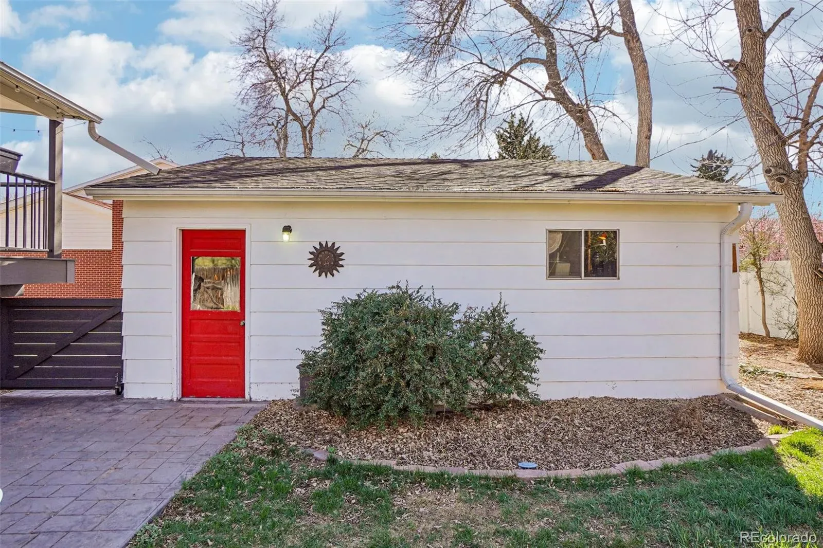 03272026031108 1600 33