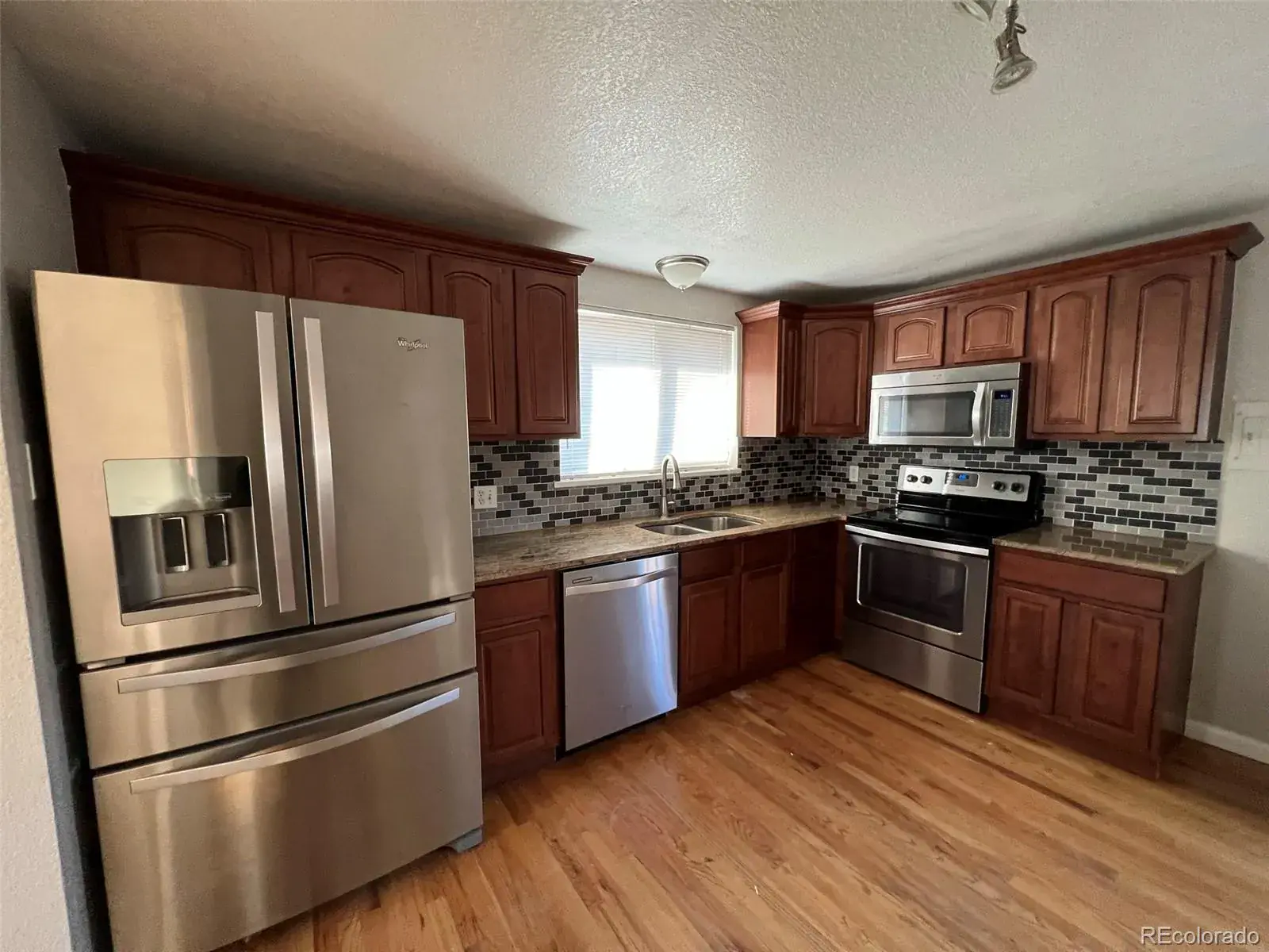 06142025024319 1600 3