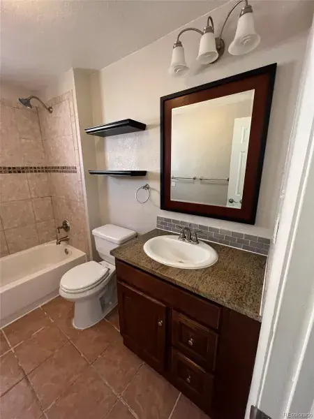 06142025024319 800 11