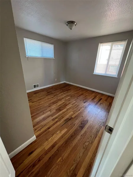 1245 Yates Street Denver CO 80204 | MLS #REC3080542 09302026001420 800 7