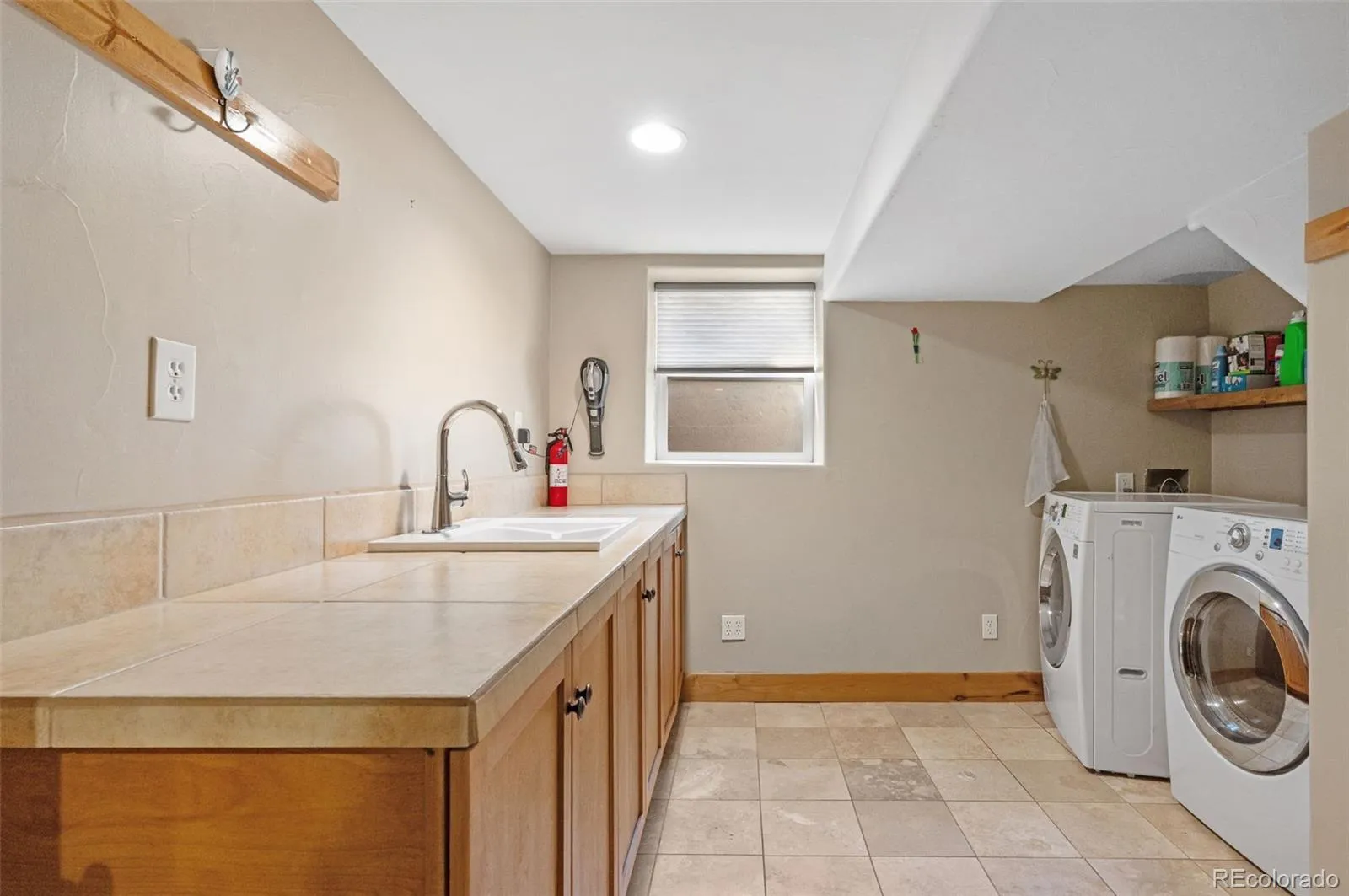 1996 S Downing Street Denver CO 80210 MLS #REC3080802 04222026192302 1600 29