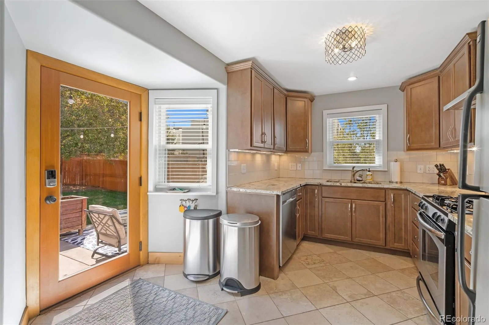 1996 S Downing Street Denver CO 80210 MLS #REC3080802 04222026192302 1600 7