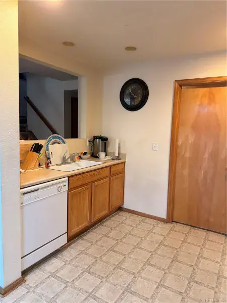 7924 S Kalispell Way Englewood CO 80112 | MLS #REC3081085 01292026053407 800 3