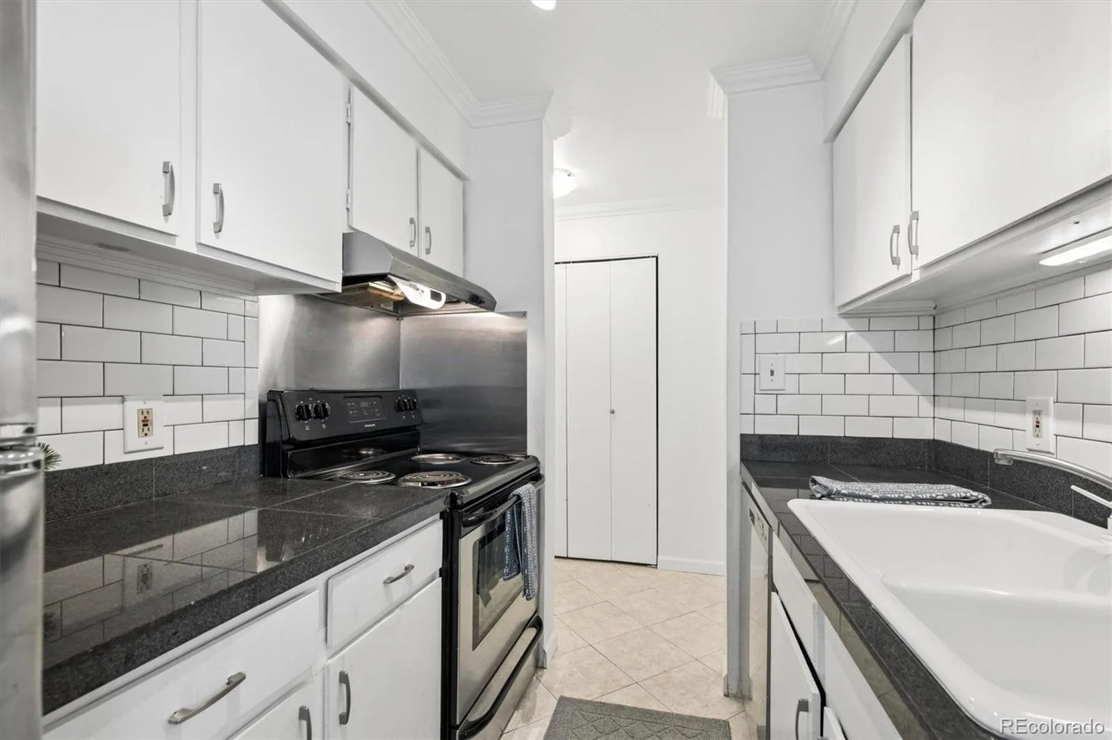7665 E quincy Avenue #204 #7665 Denver CO 80237 MLS #REC3081321 07242026131007 1600 3