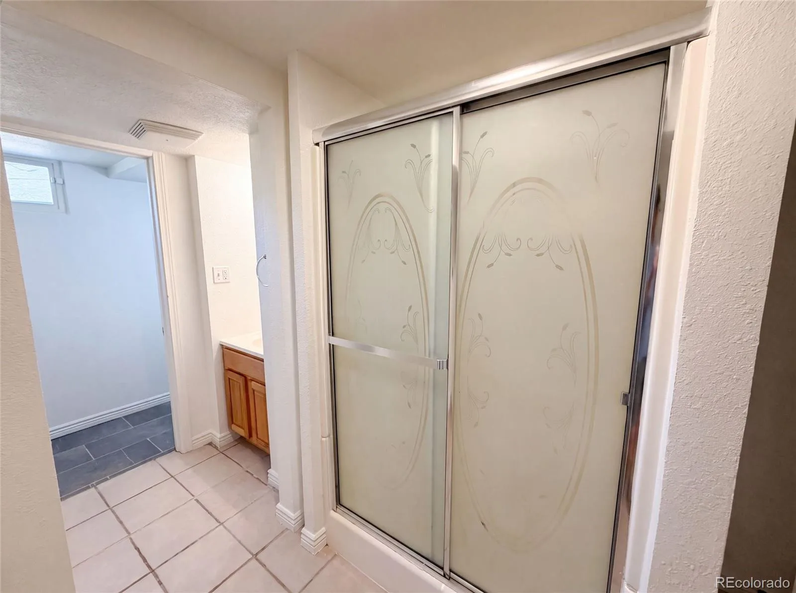 774 Urban Street Golden CO 80401 | MLS #REC3081509 08202026022820 1600 18