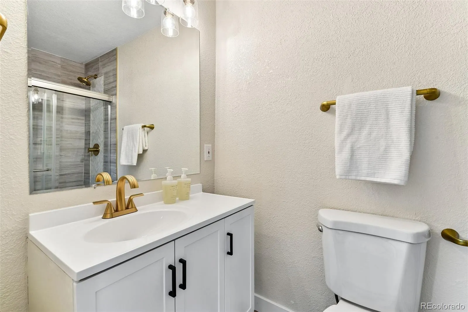 8903 S Balsam Street Littleton CO 80128 MLS #REC3082165 05202026194405 1600 17