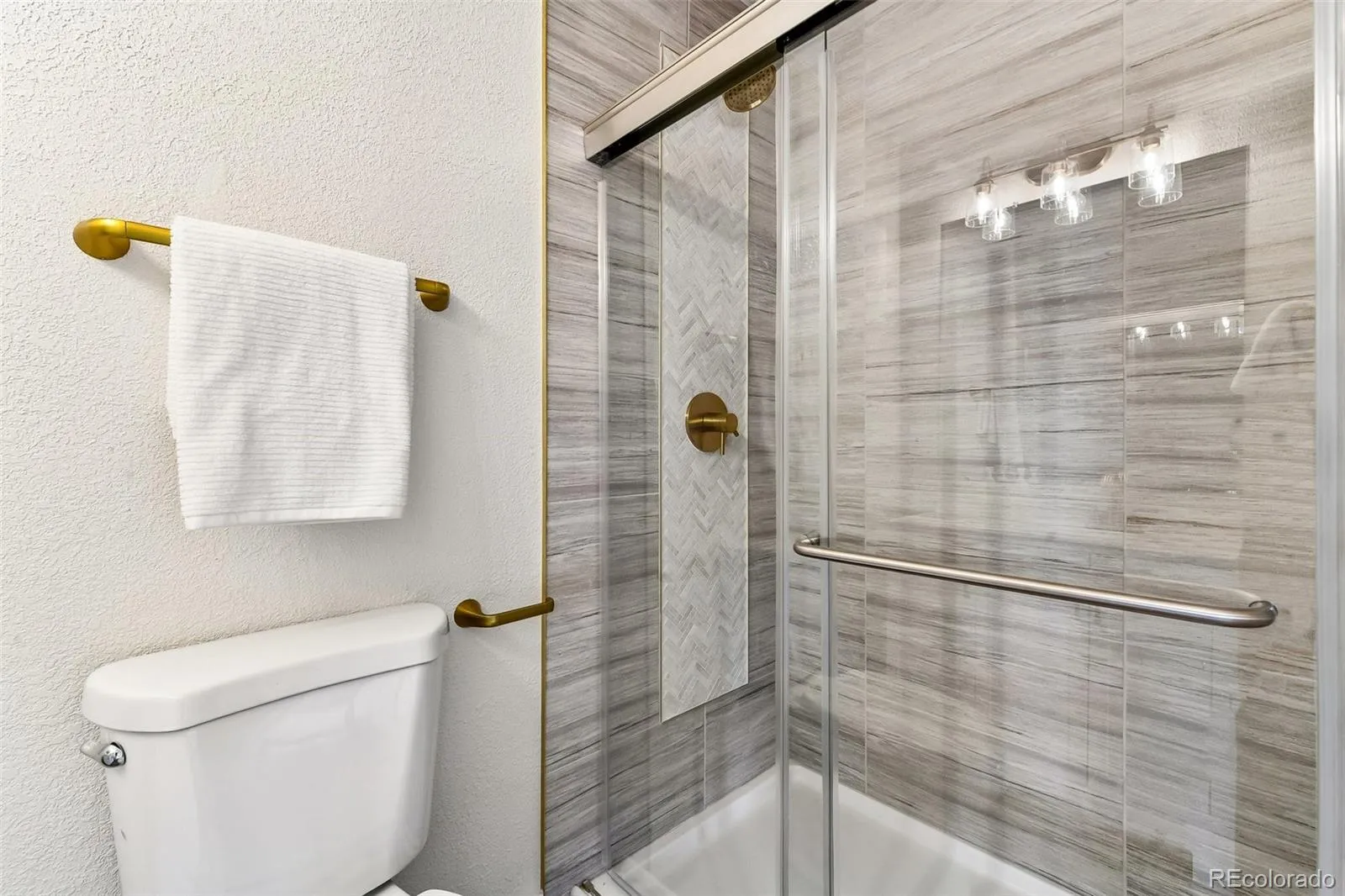 8903 S Balsam Street Littleton CO 80128 MLS #REC3082165 05202026194405 1600 18