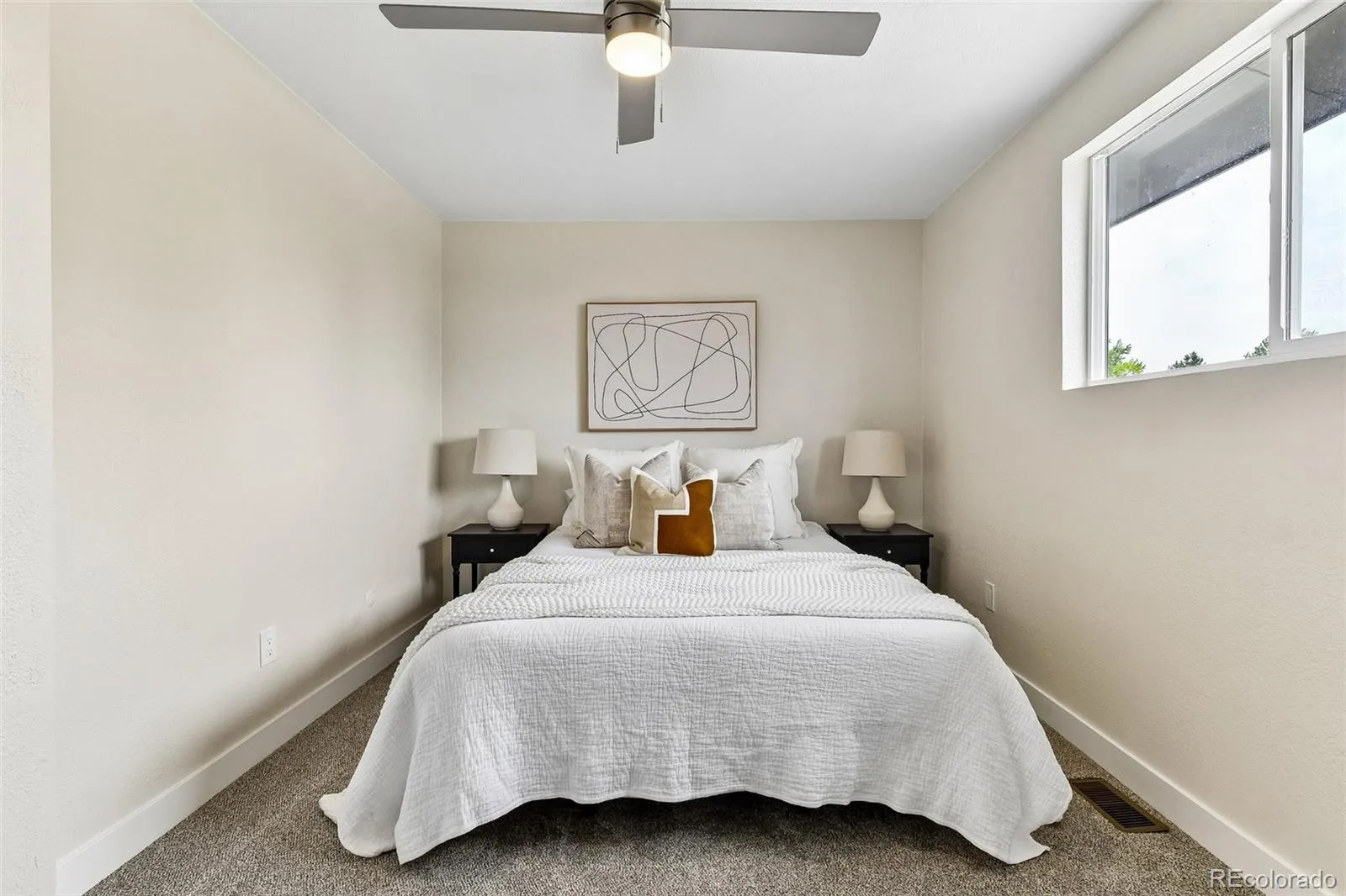 8903 S Balsam Street Littleton CO 80128 MLS #REC3082165 05202026194405 1600 19