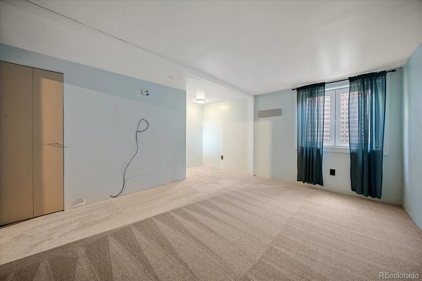 7404 S Zephyr Court Littleton CO 80128 | MLS #REC3082700 06162026172136 1600 26