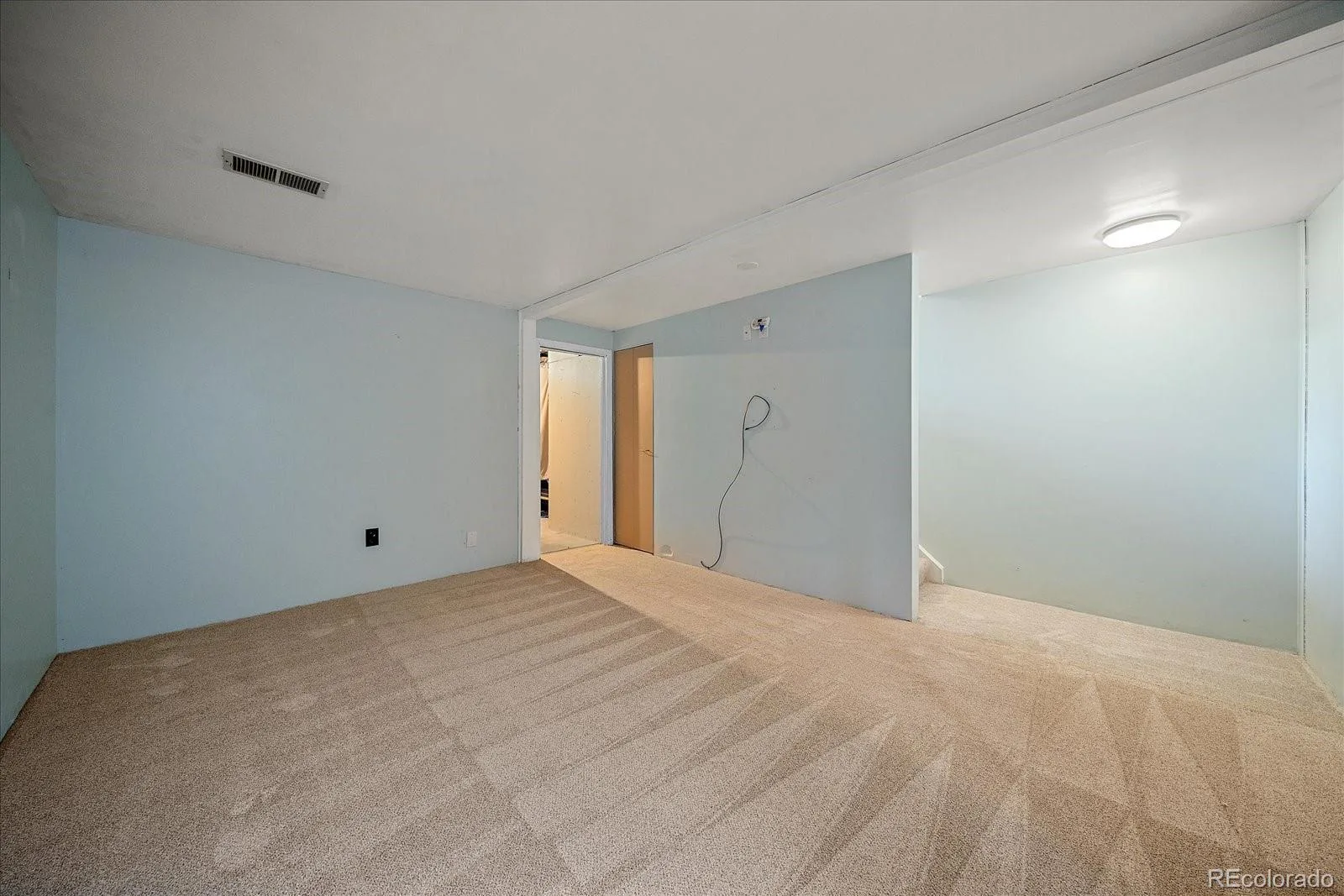 7404 S Zephyr Court Littleton CO 80128 | MLS #REC3082700 06162026172136 1600 27