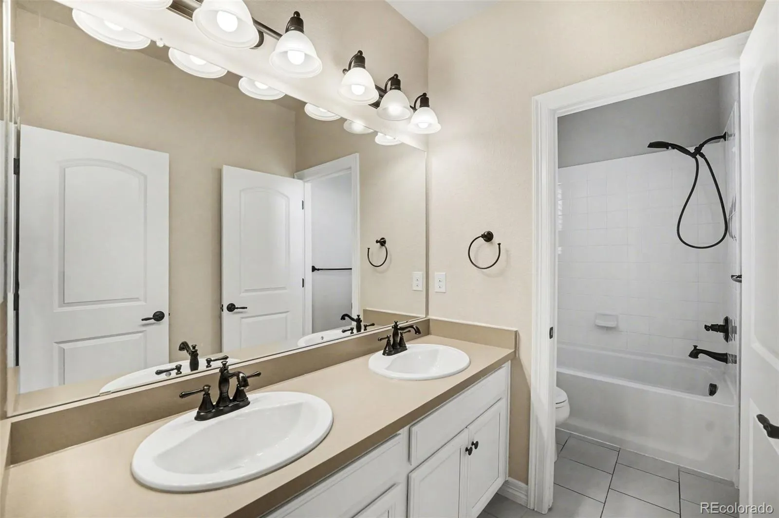 17880 W 95th Place Arvada CO 80007 MLS #REC3082776 04282026163419 1600 25