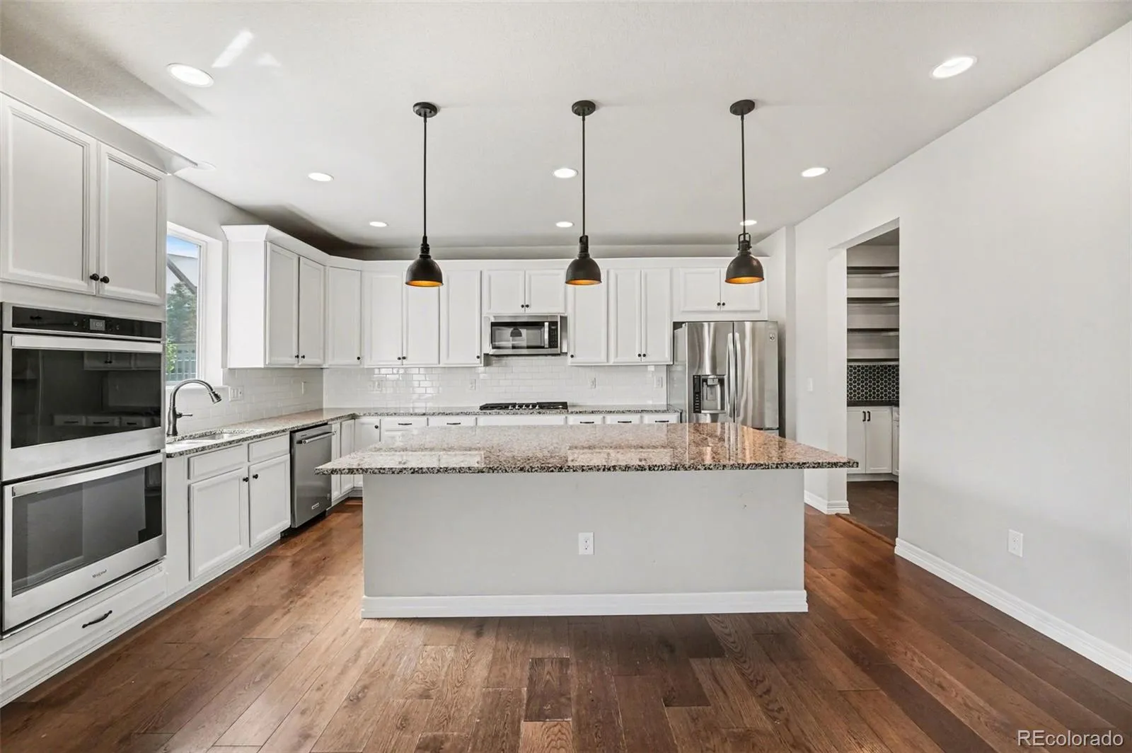 17880 W 95th Place Arvada CO 80007 MLS #REC3082776 04282026163419 1600 8
