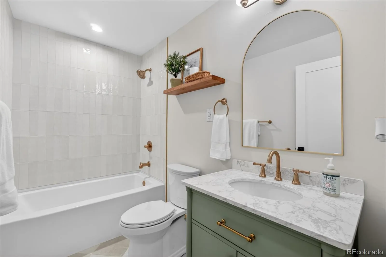 1890 S Wyandot Street Denver CO 80223 MLS #REC3083726 05112026183710 1600 30