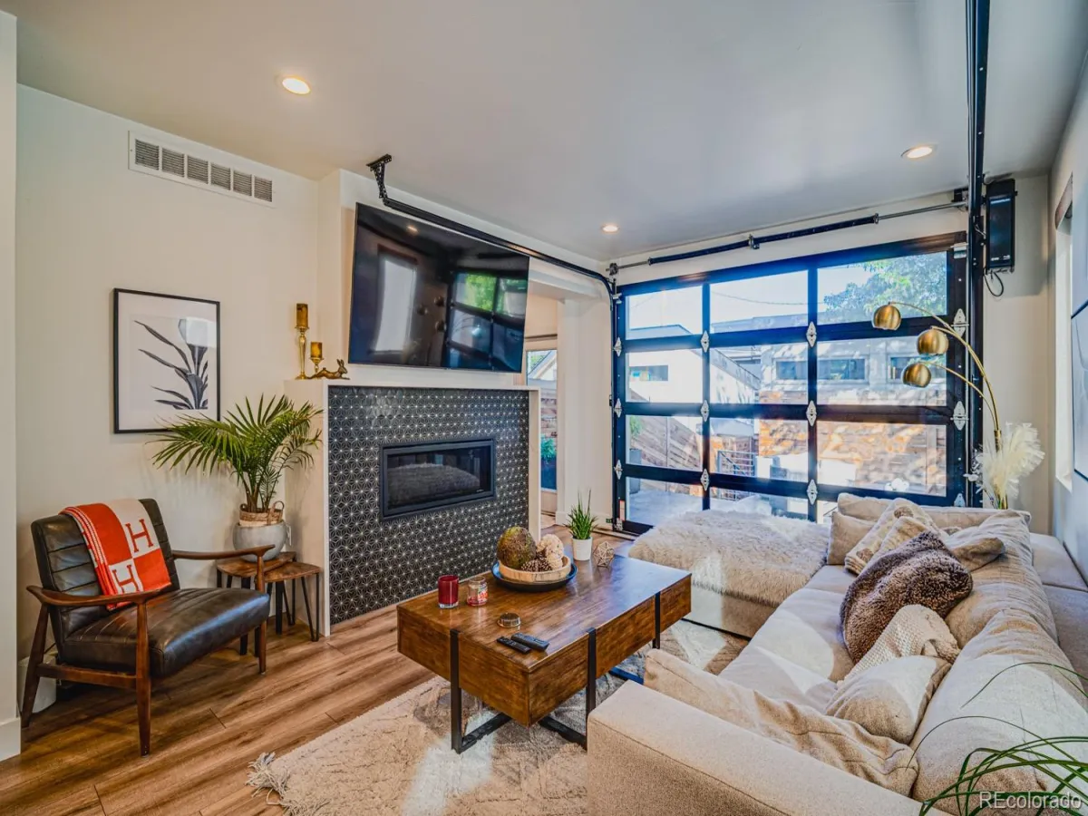 04202026165058 1200 15