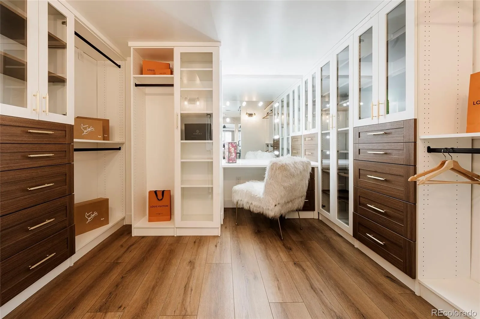 04202026165058 1600 22