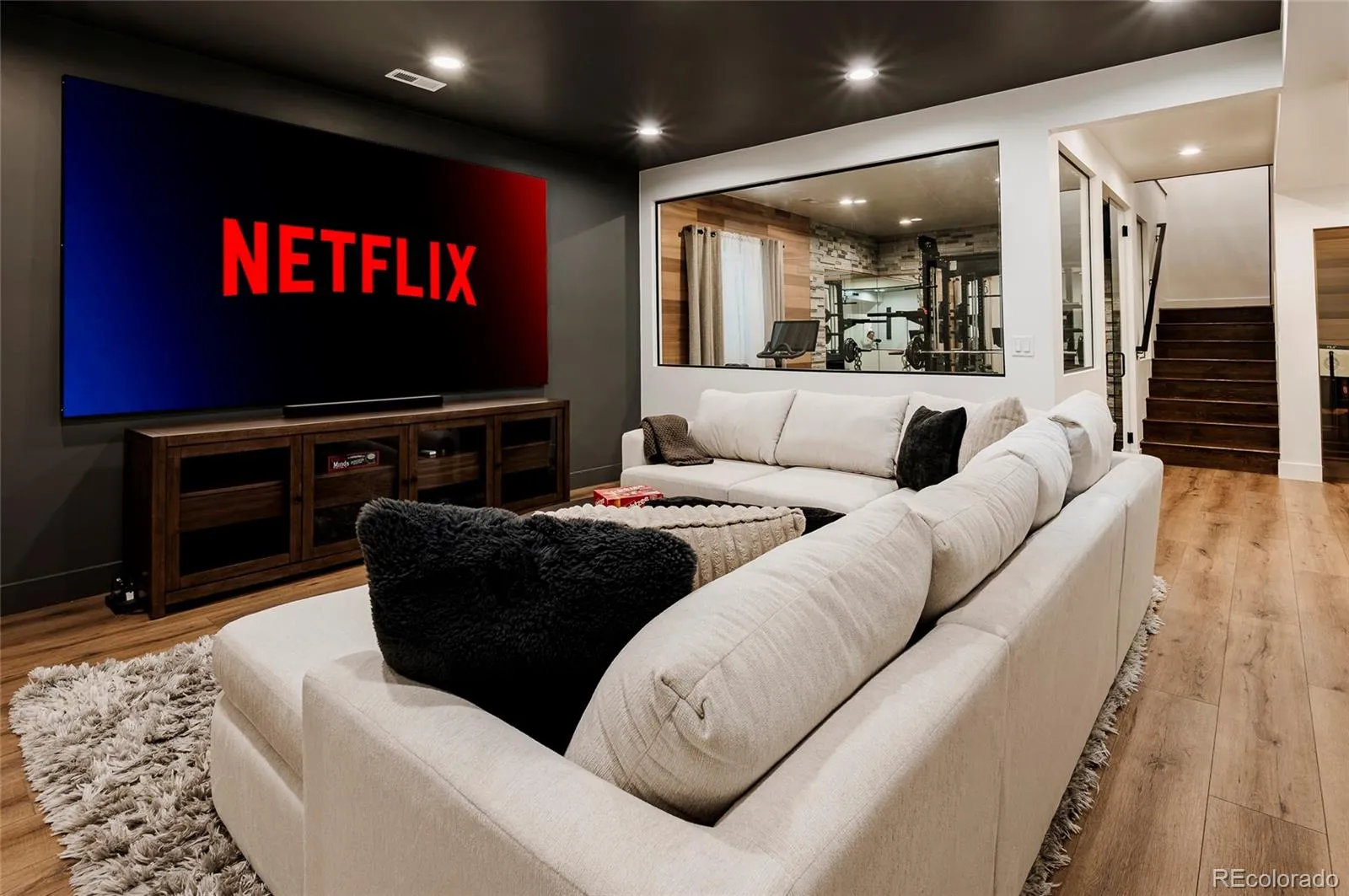 04202026165058 1600 33