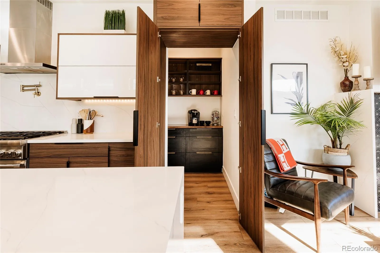 04202026165058 1600 9