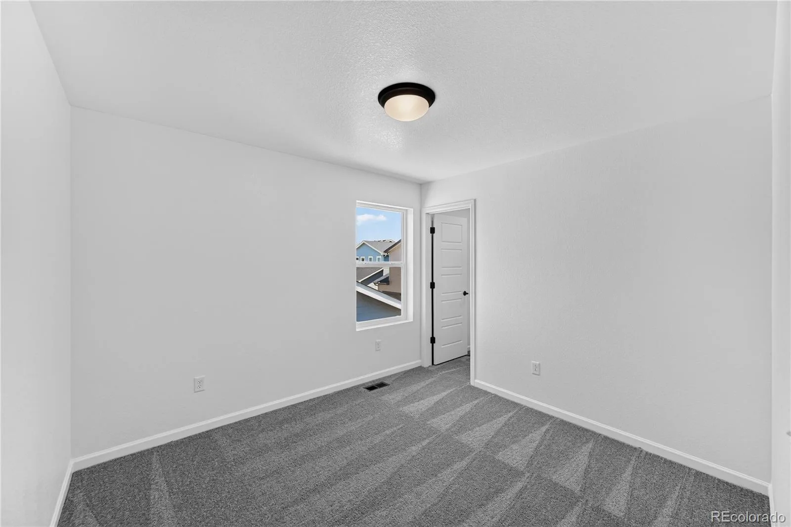 2095 Generations Aly Brighton CO 80601 | MLS #REC3089735 07152026232800 1600 12