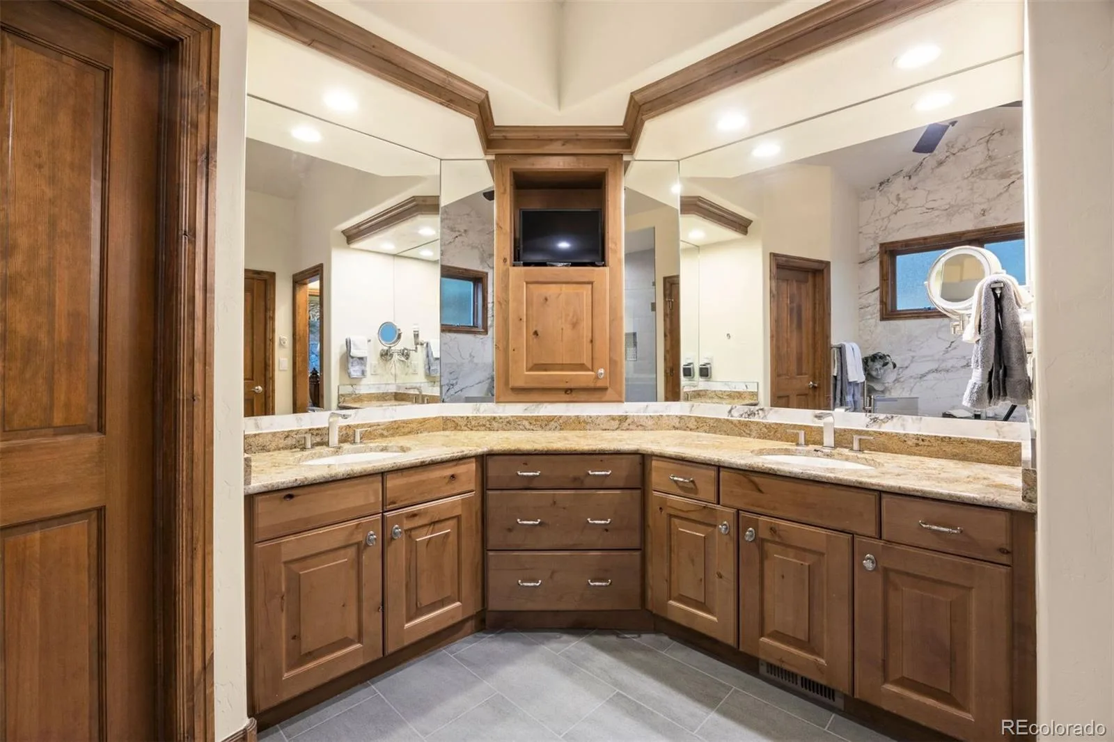 5276 Red Pass Court Castle Rock CO 80108 MLS #REC3090423 07102026233747 1600 27