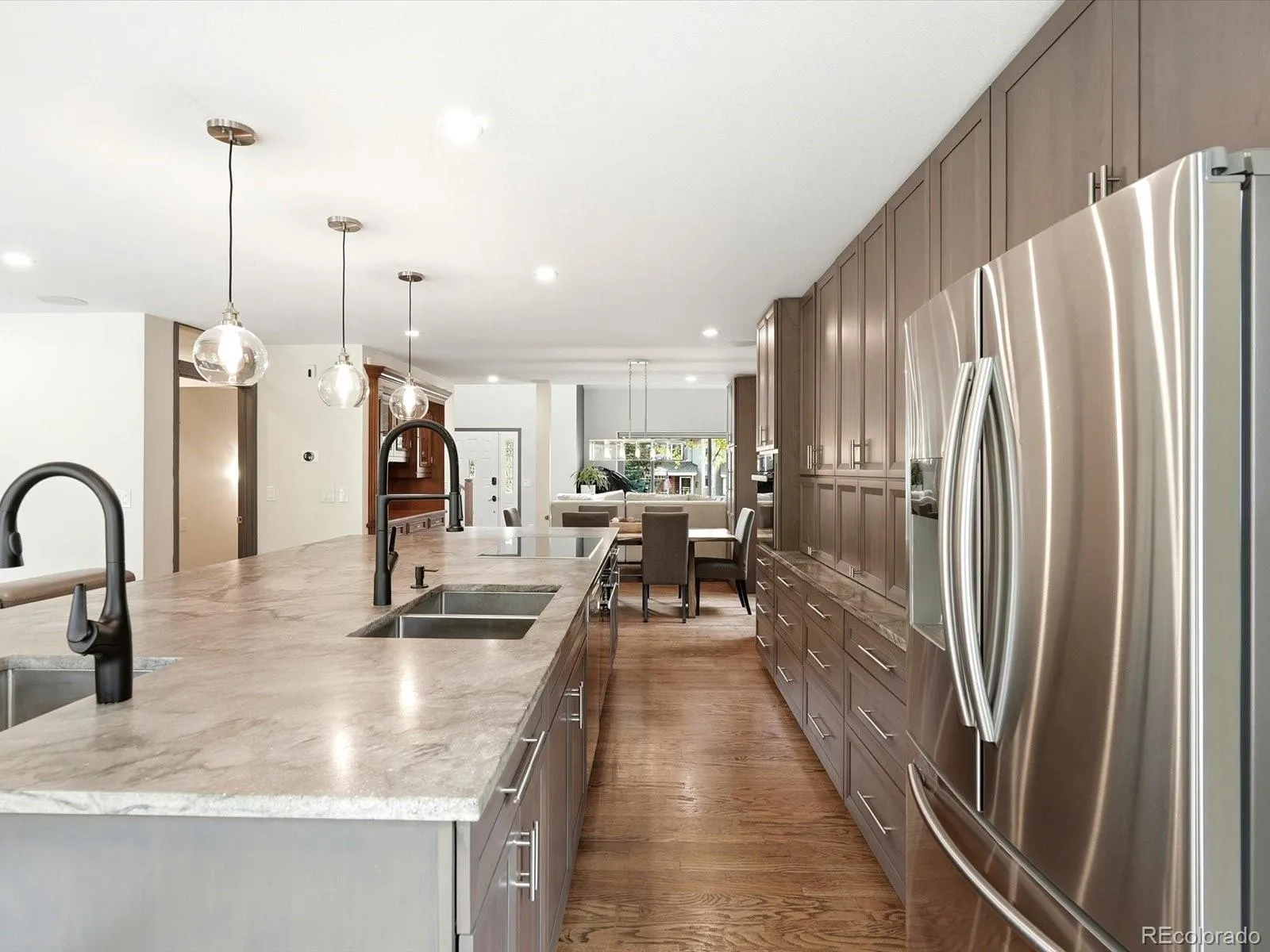 8016 S Vine Way Centennial CO 80122 MLS #REC3090830 04182026223849 1600 14