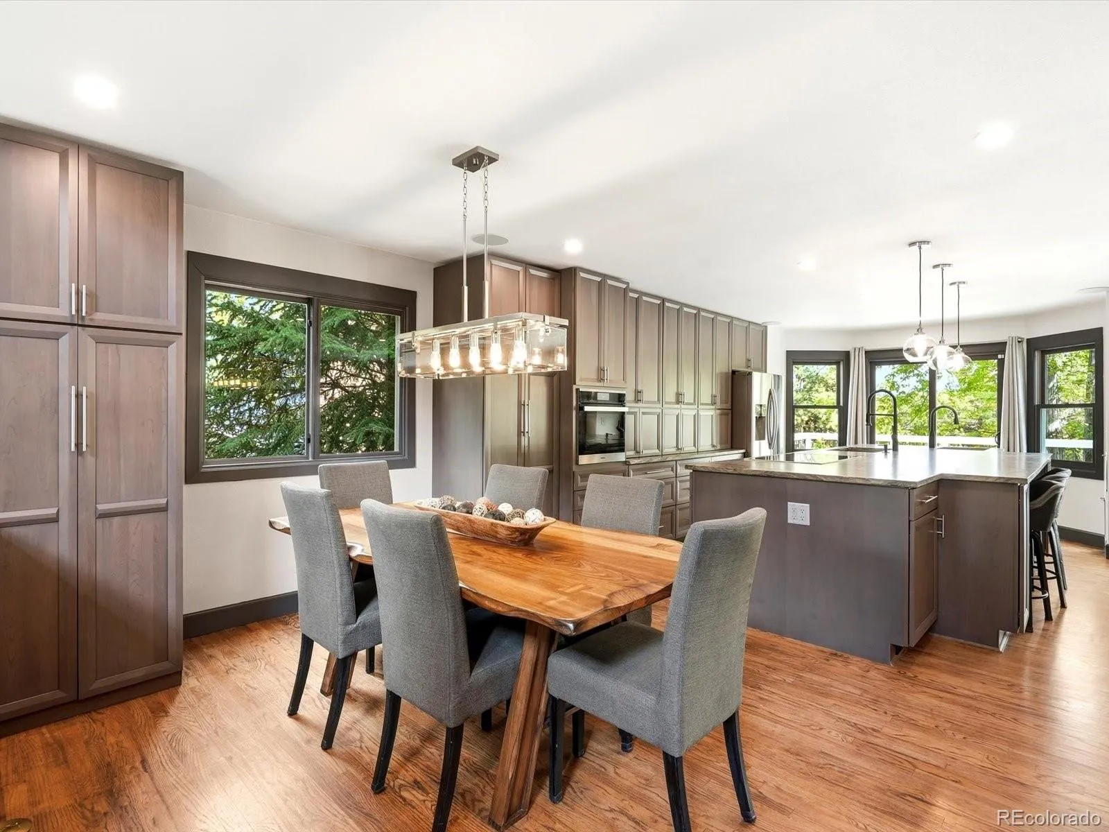 8016 S Vine Way Centennial CO 80122 MLS #REC3090830 04182026223849 1600 19