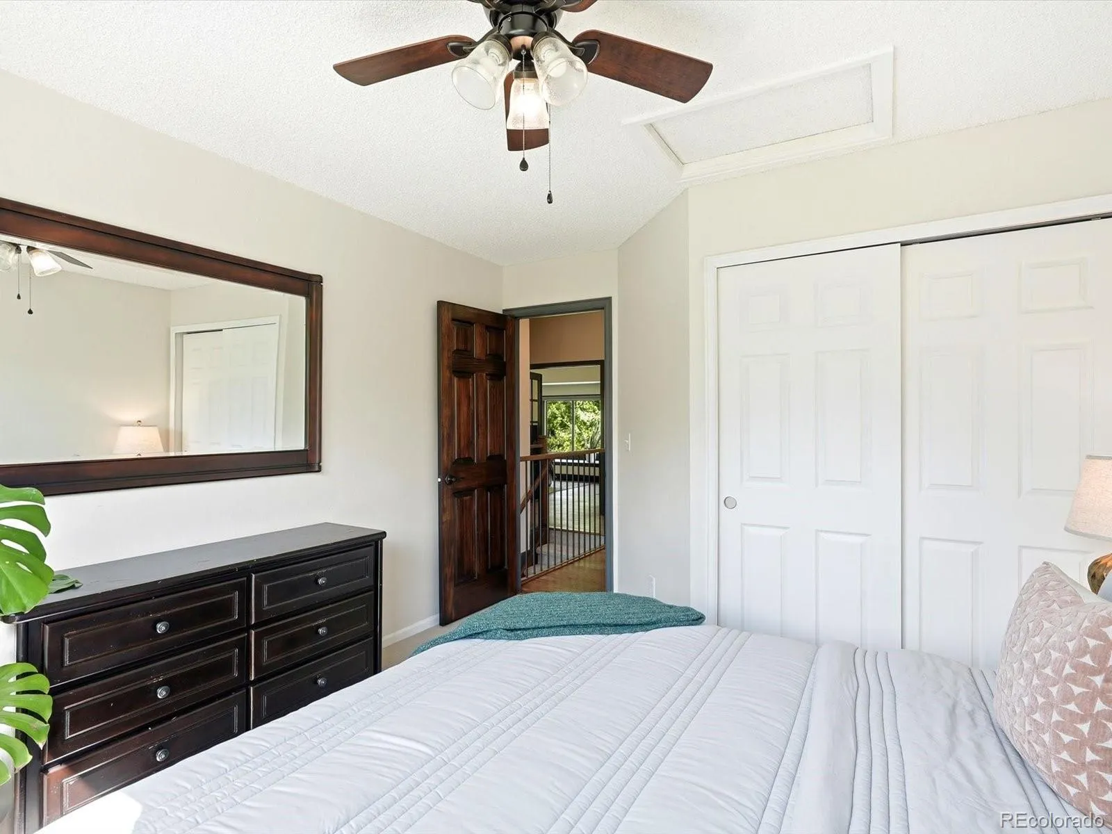 8016 S Vine Way Centennial CO 80122 MLS #REC3090830 04182026223849 1600 33