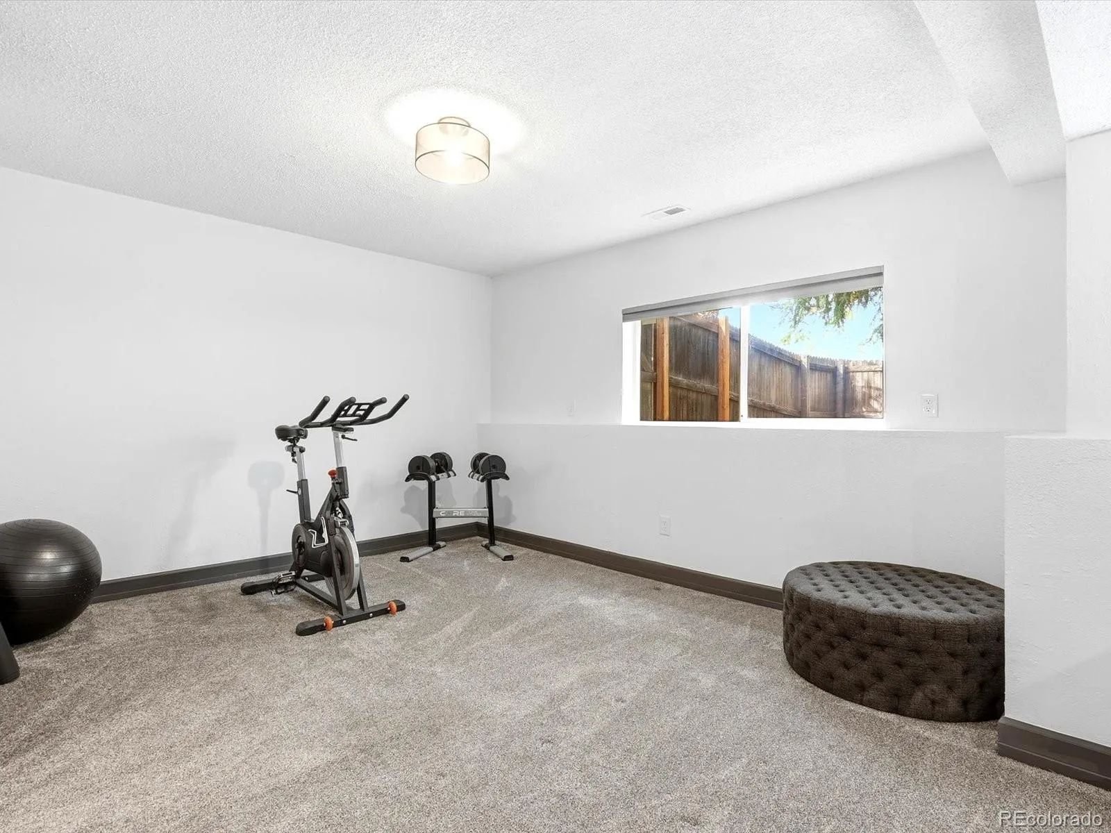 8016 S Vine Way Centennial CO 80122 MLS #REC3090830 04182026223849 1600 36