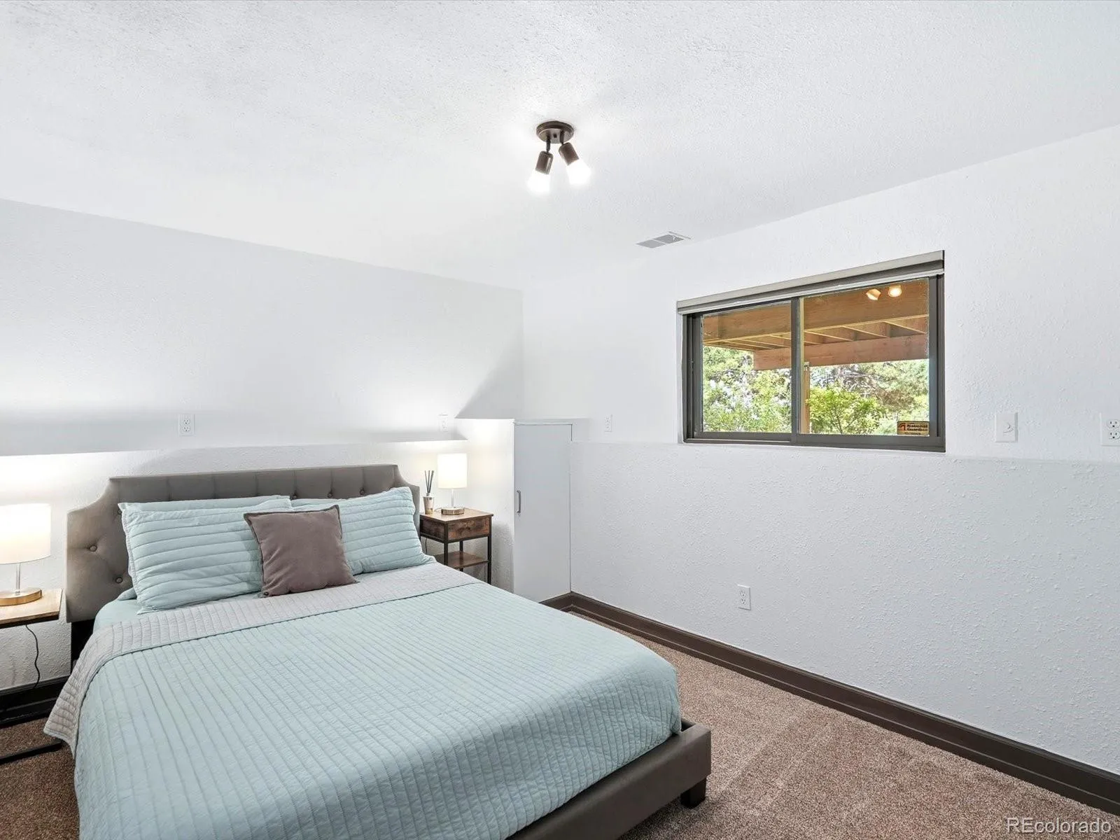 8016 S Vine Way Centennial CO 80122 MLS #REC3090830 04182026223849 1600 40