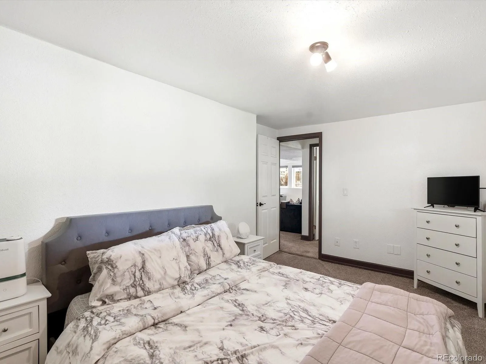 8016 S Vine Way Centennial CO 80122 MLS #REC3090830 04182026223849 1600 42